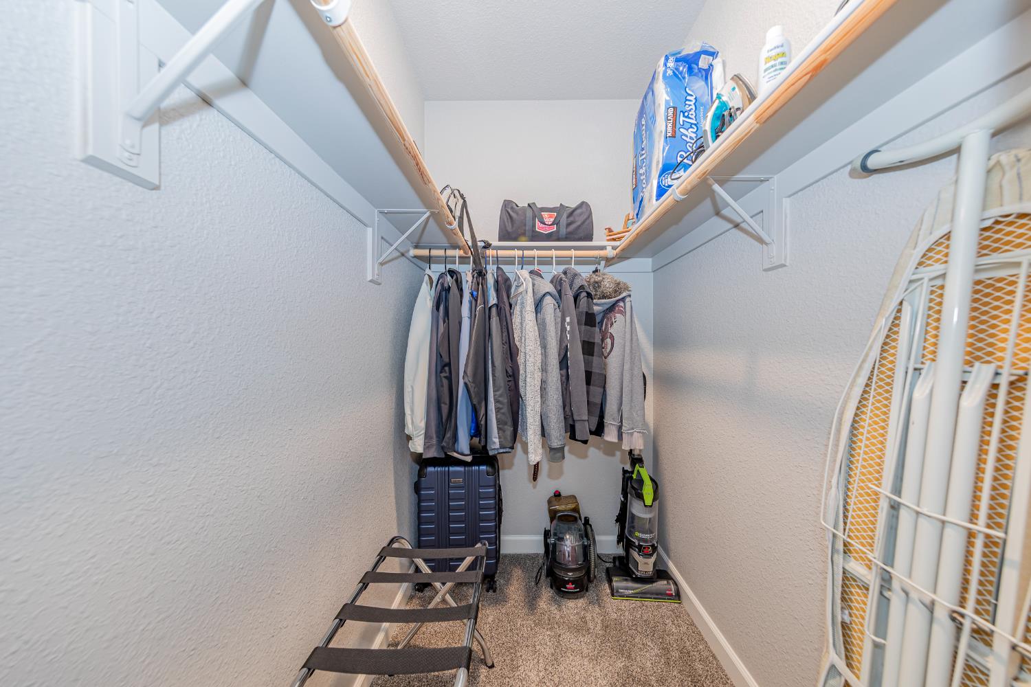 48441 9130 Woodbend Ct, Oakhurst, CA 93644