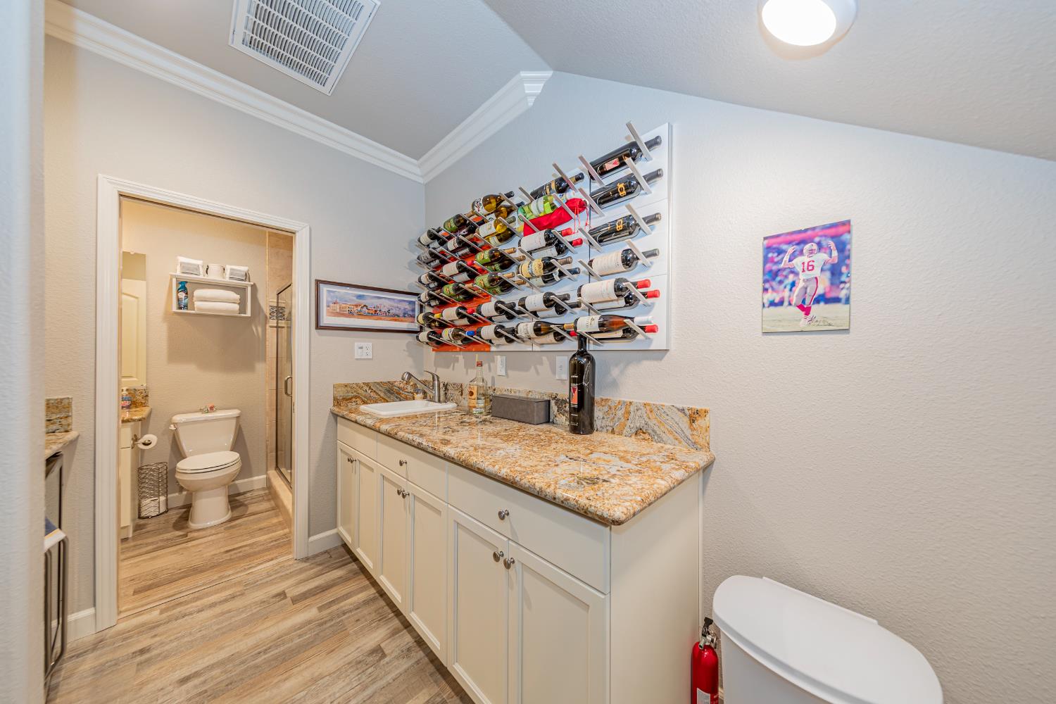 48441 9130 Woodbend Ct, Oakhurst, CA 93644