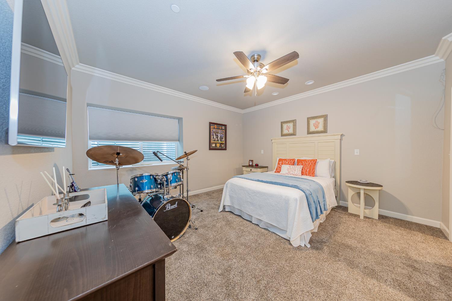 48441 9130 Woodbend Ct, Oakhurst, CA 93644