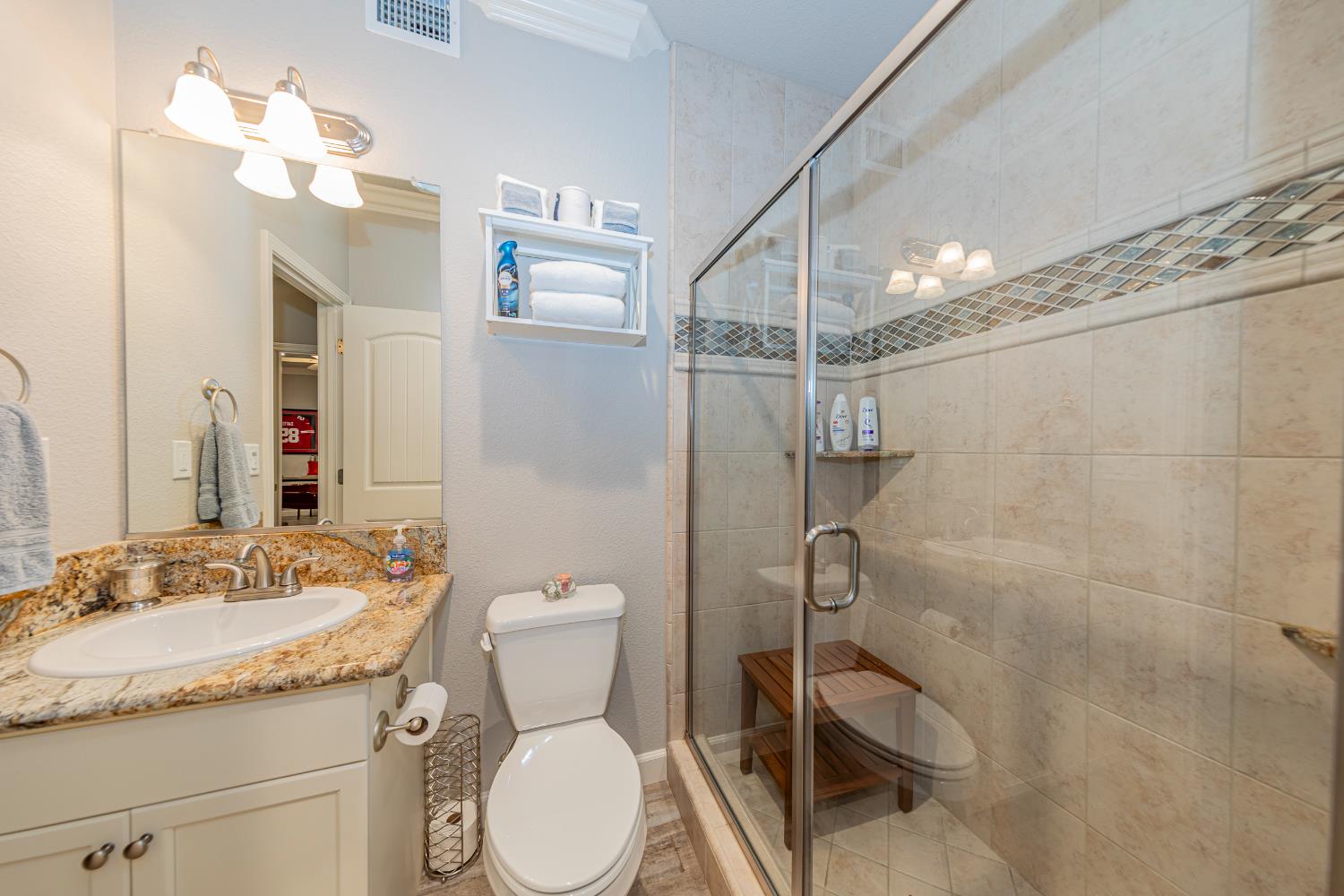 48441 9130 Woodbend Ct, Oakhurst, CA 93644