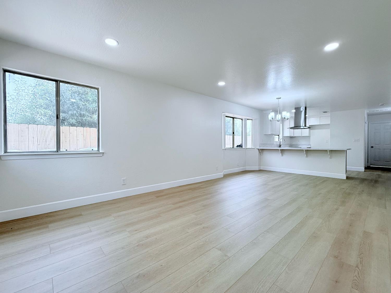 4472 N Cornelia Ave, Fresno, CA 93722