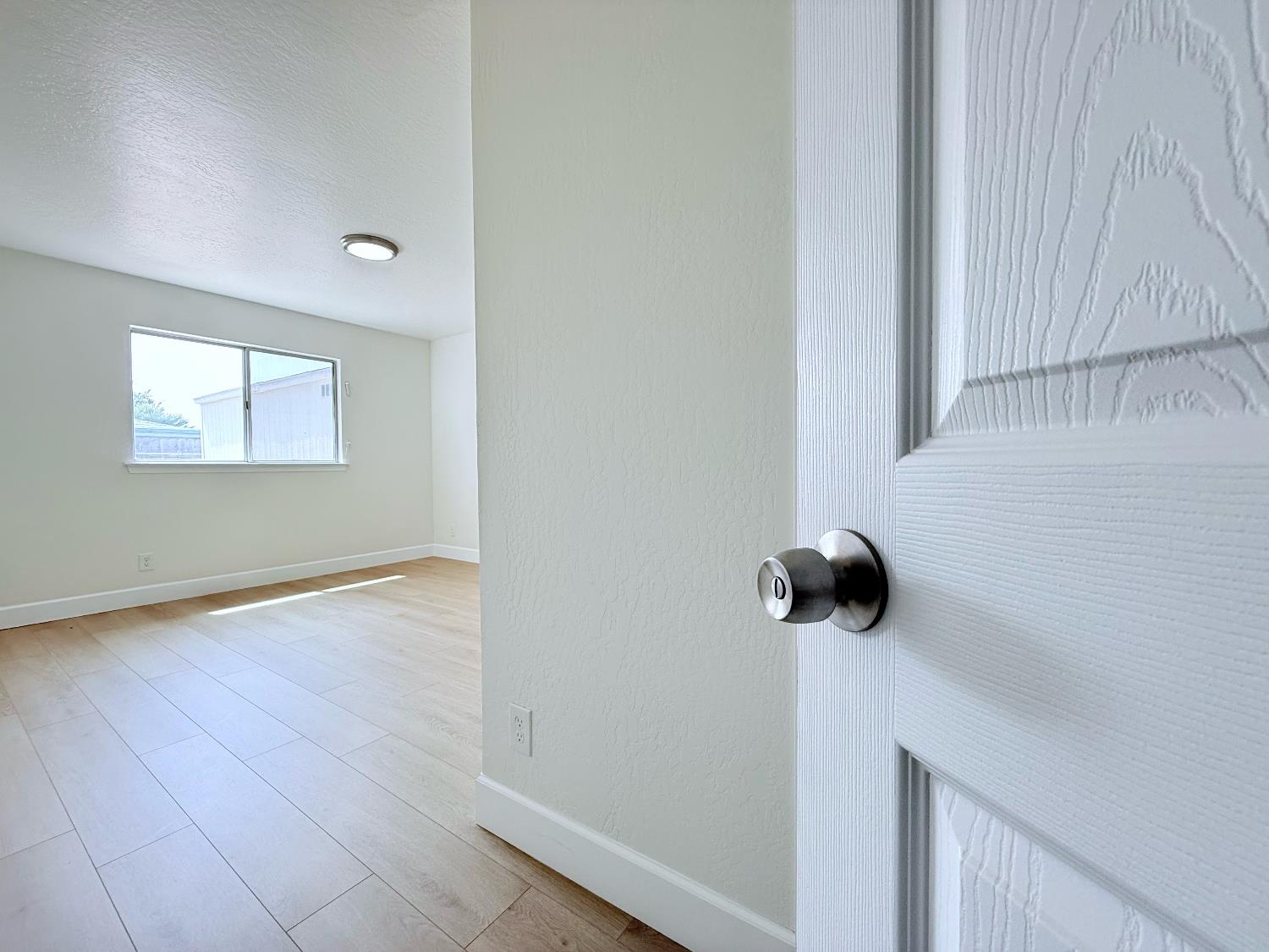 4472 N Cornelia Ave, Fresno, CA 93722