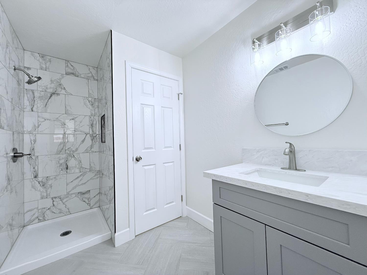 4472 N Cornelia Ave, Fresno, CA 93722