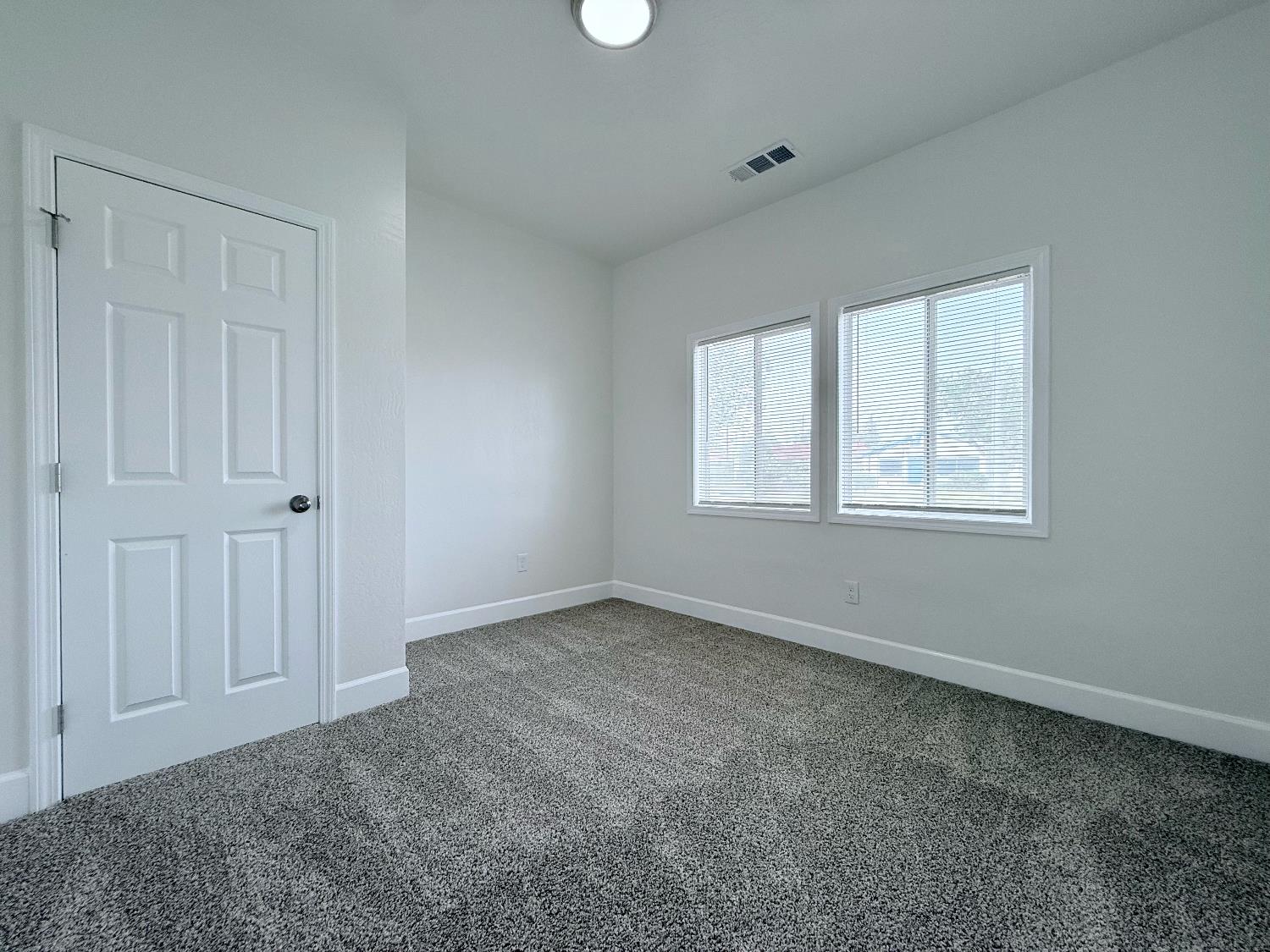 242 Fresno St, Fresno, CA 93706