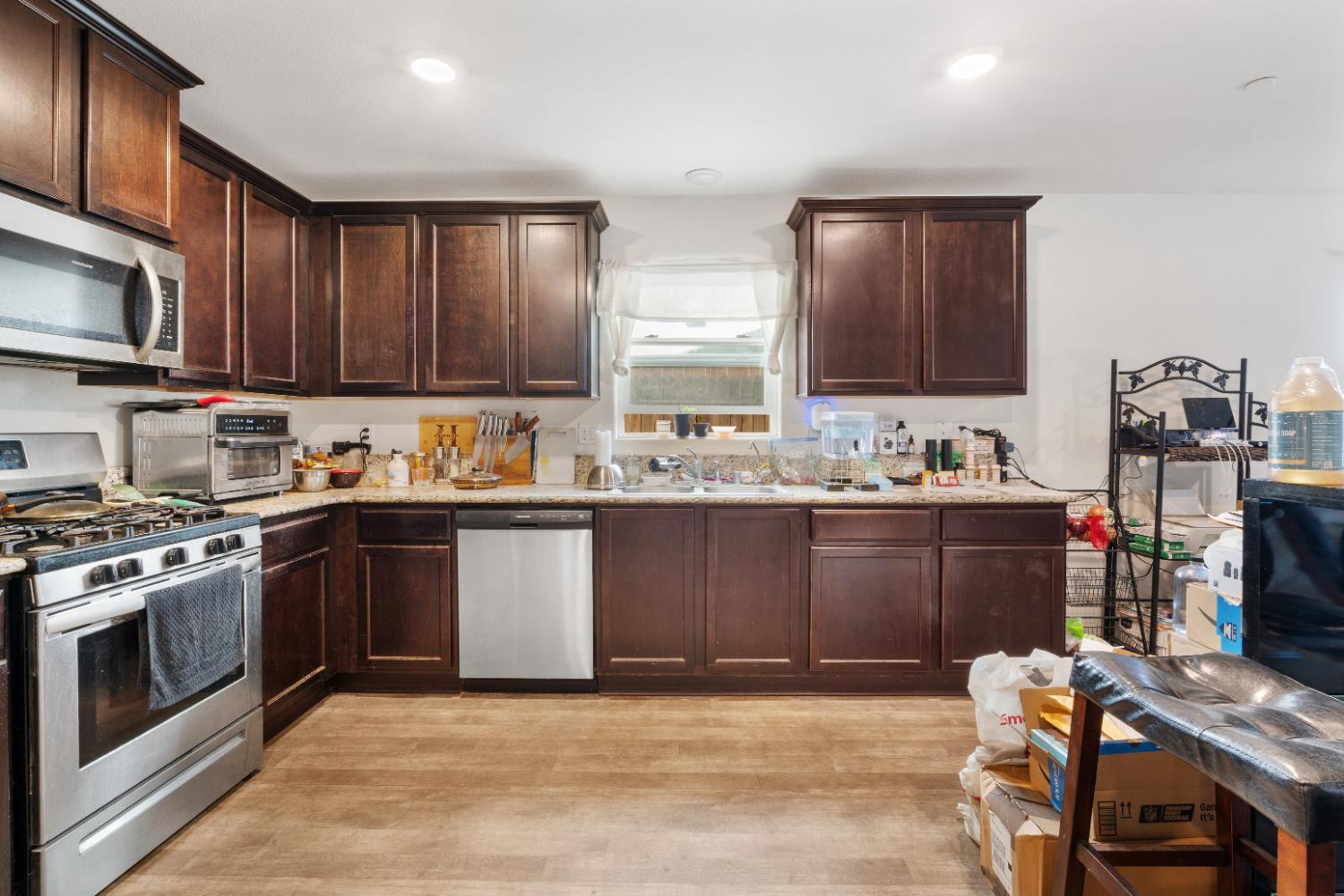 5622 W Pontiac Way, Fresno, CA 93722