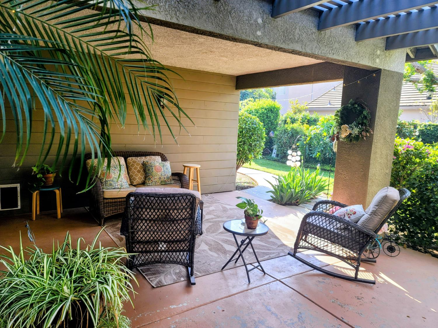 2827 E Shea, Fresno, CA 93720