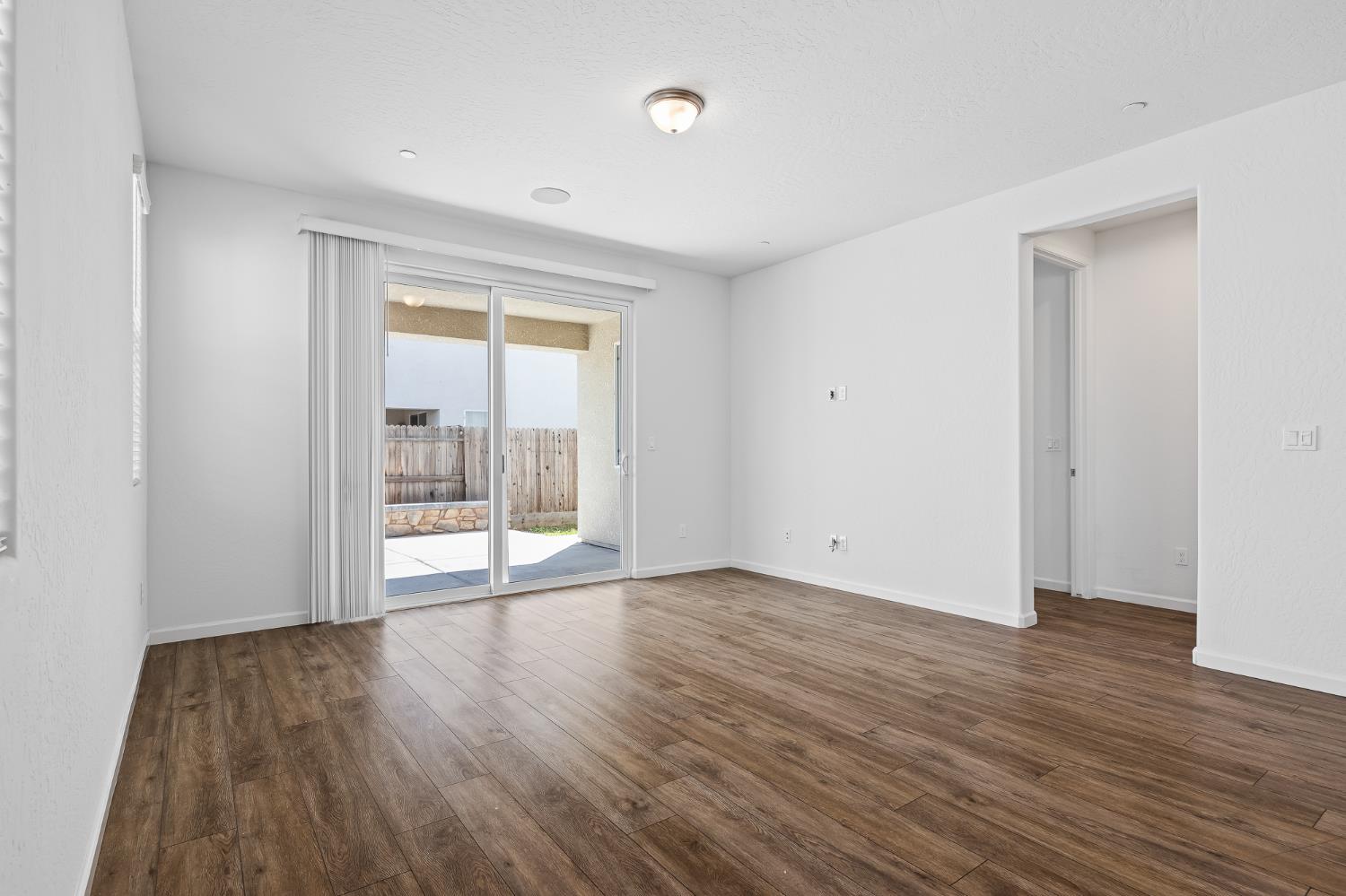 6229 E Vassar Ave, Fresno, CA 93727