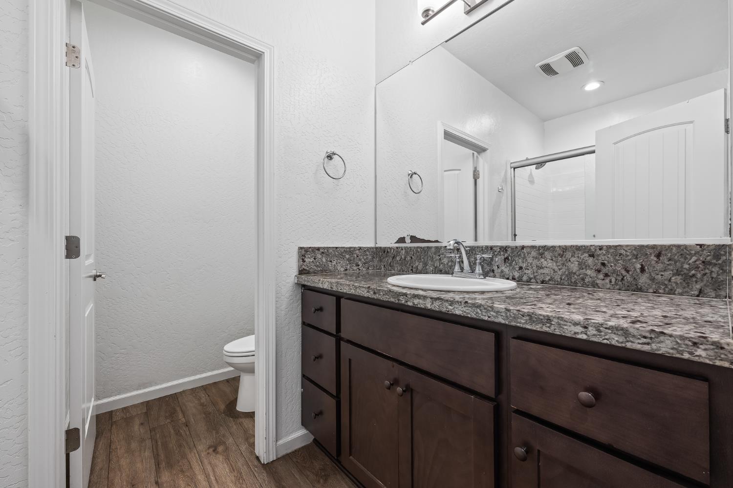 6229 E Vassar Ave, Fresno, CA 93727