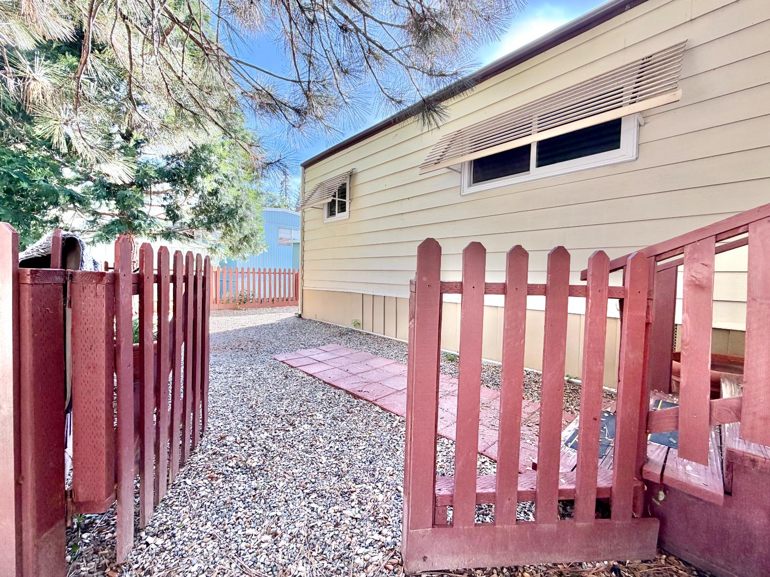 39678 Road 425B #35, Oakhurst, CA 93644