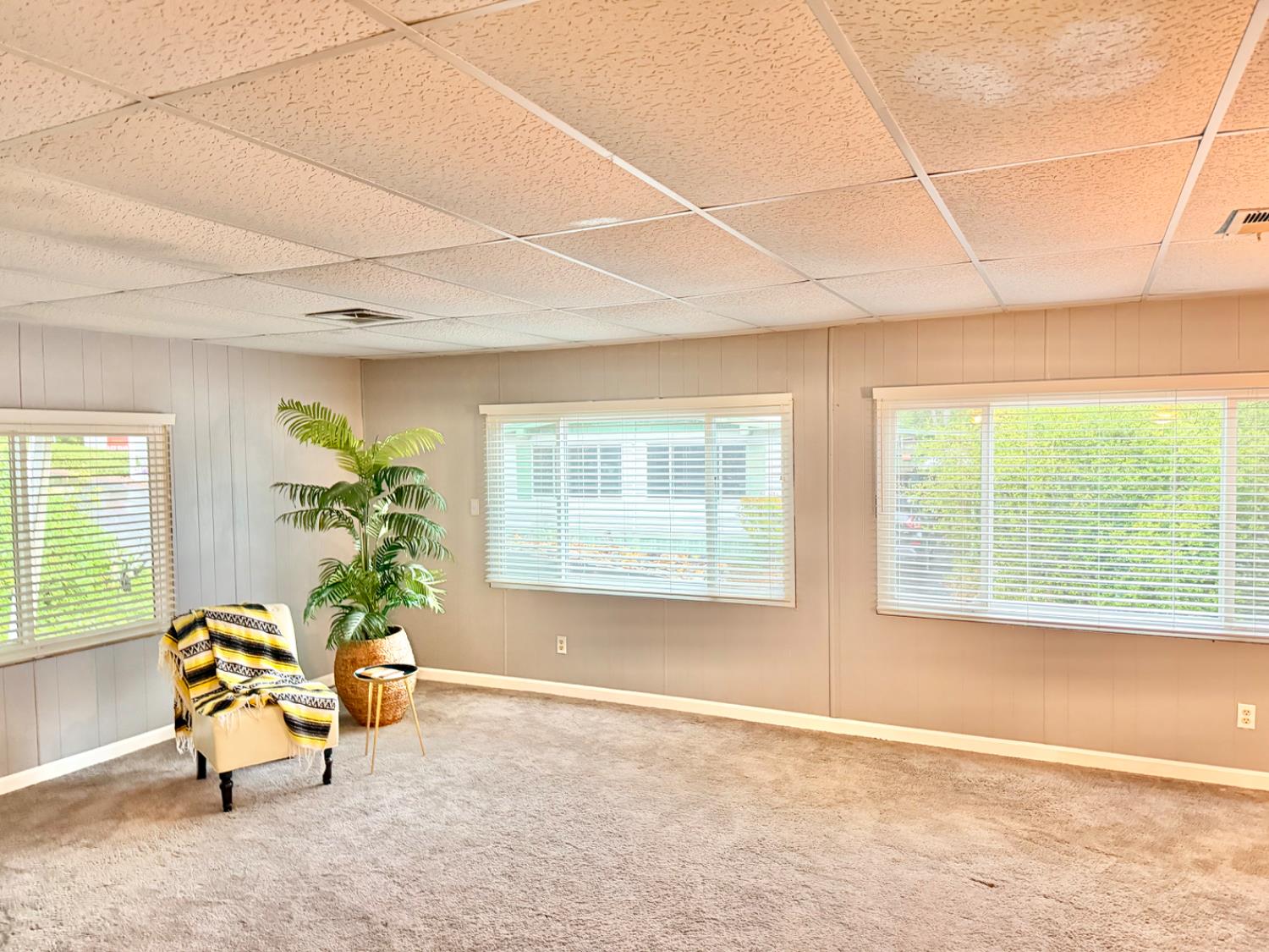 39678 Road 425B #35, Oakhurst, CA 93644