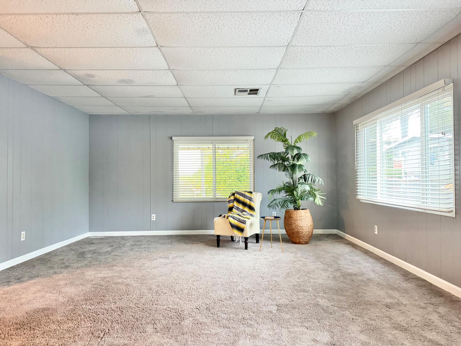 39678 Road 425B #35, Oakhurst, CA 93644