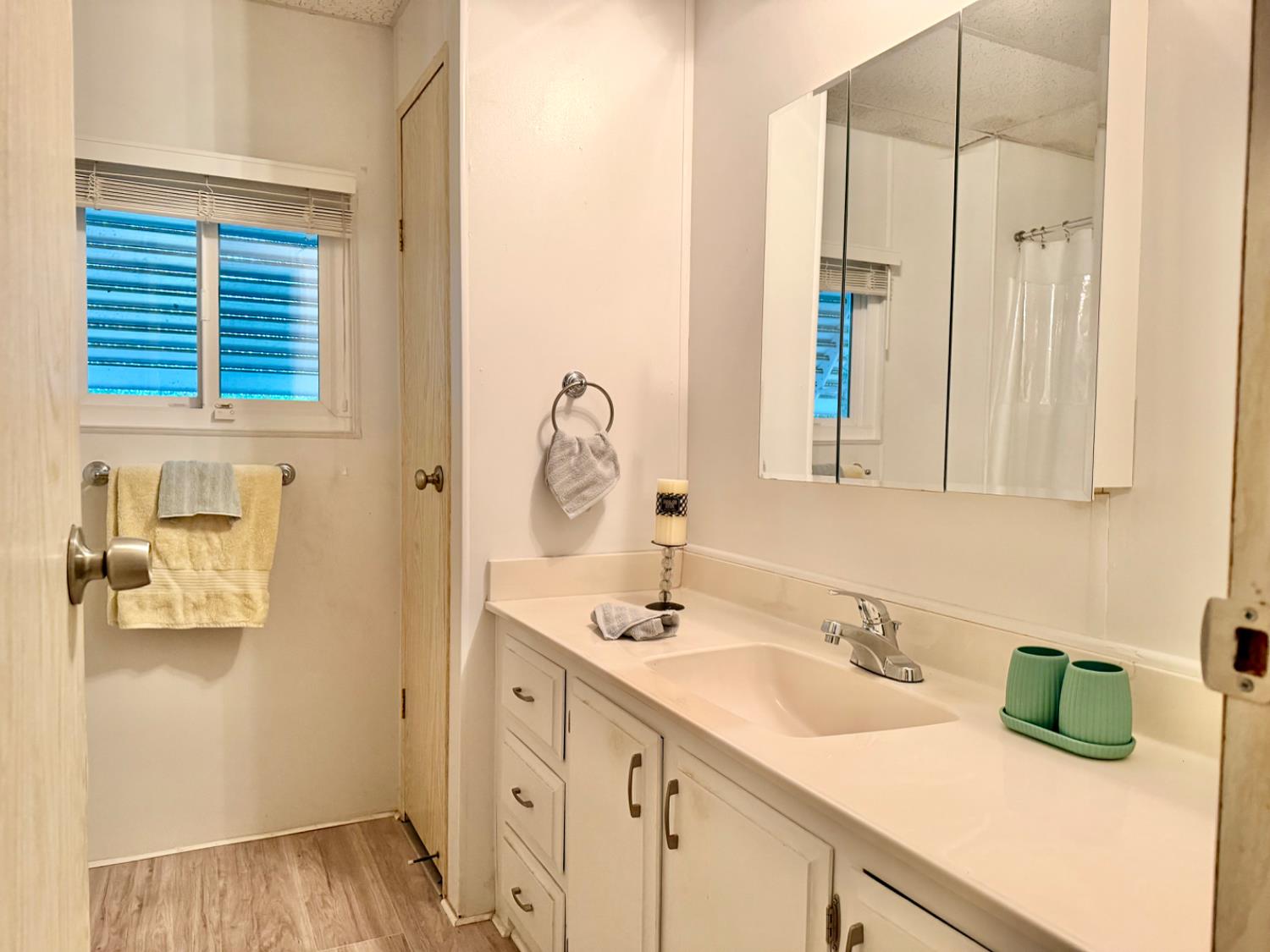 39678 Road 425B #35, Oakhurst, CA 93644