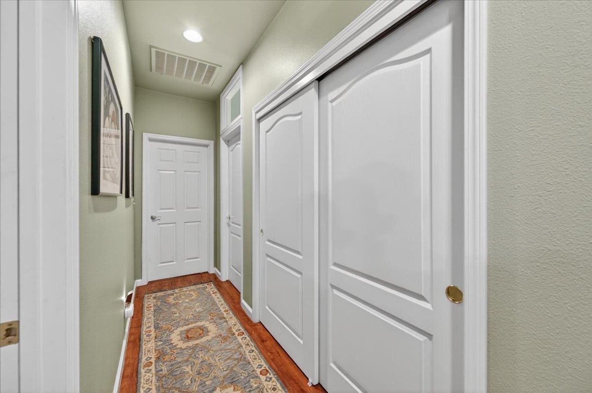 2007 Ashcroft Ave, Clovis, CA 93611