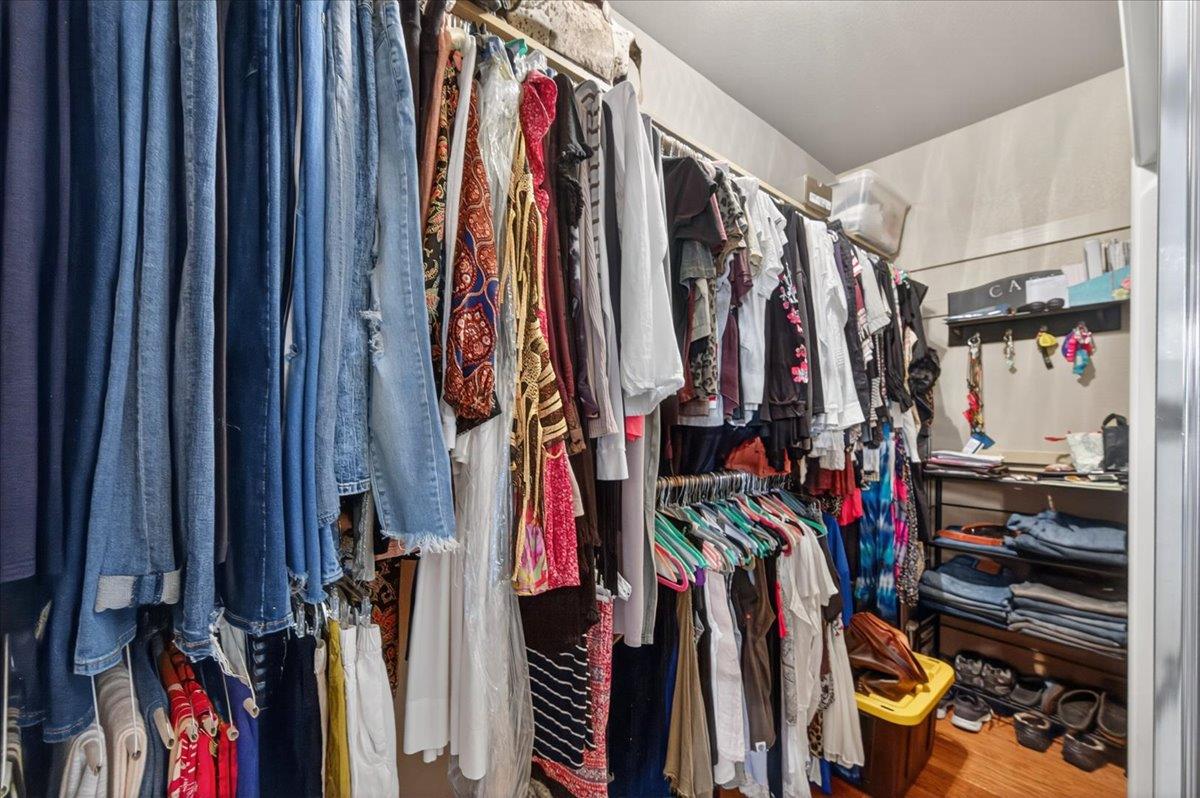 2007 Ashcroft Ave, Clovis, CA 93611