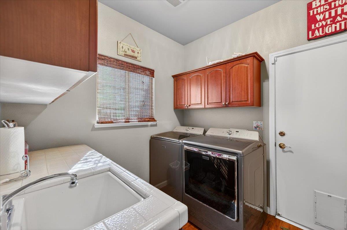 2007 Ashcroft Ave, Clovis, CA 93611