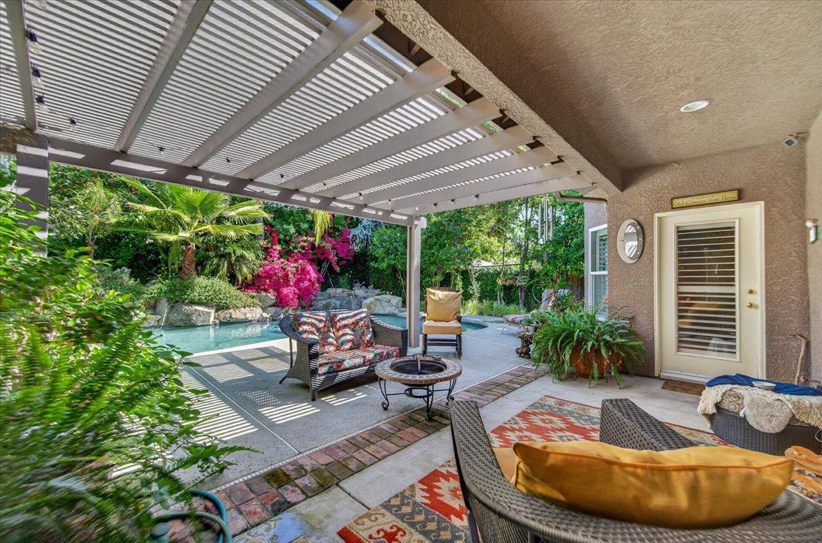 2007 Ashcroft Ave, Clovis, CA 93611