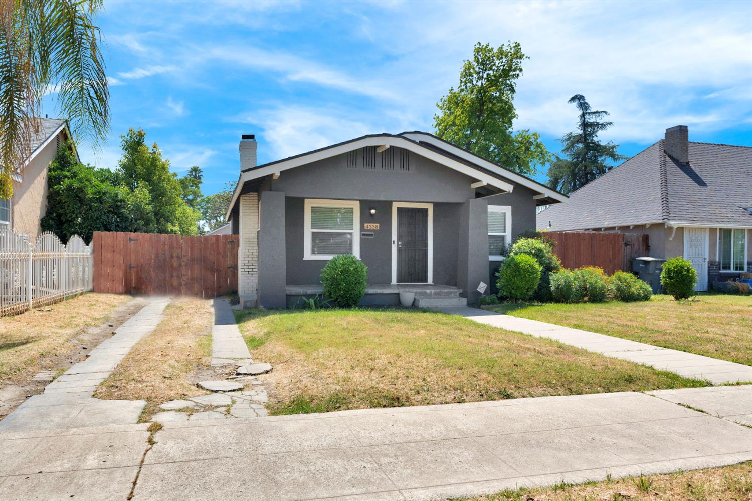4338 E Grant Ave, Fresno, CA 93702