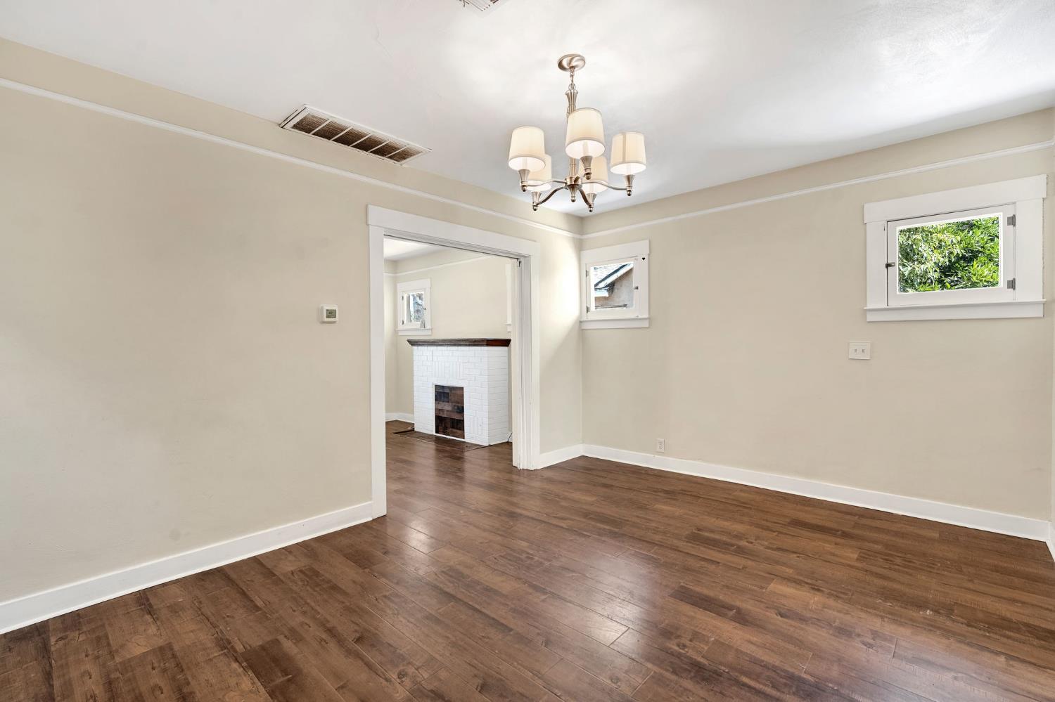 4338 E Grant Ave, Fresno, CA 93702