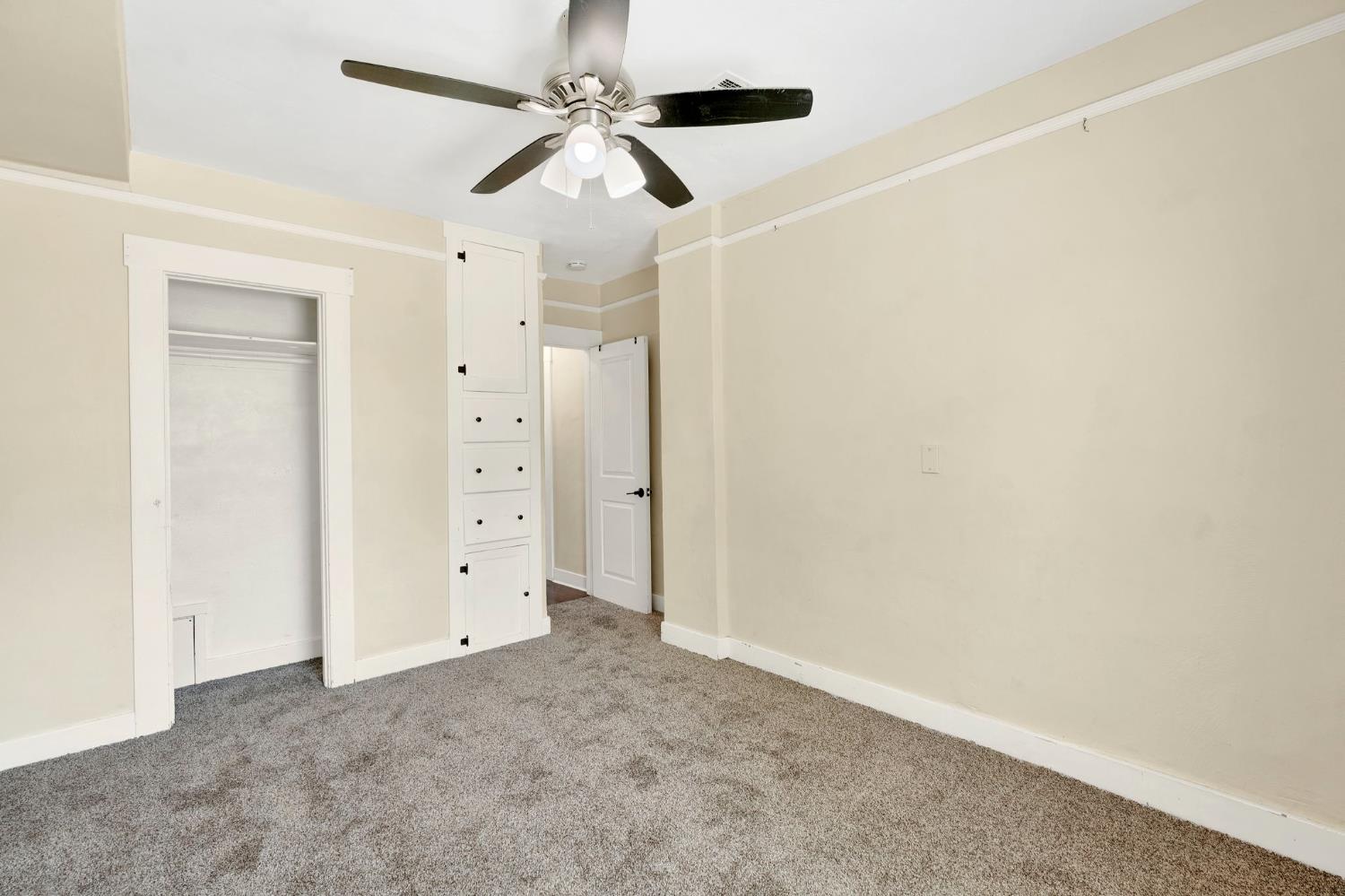 4338 E Grant Ave, Fresno, CA 93702