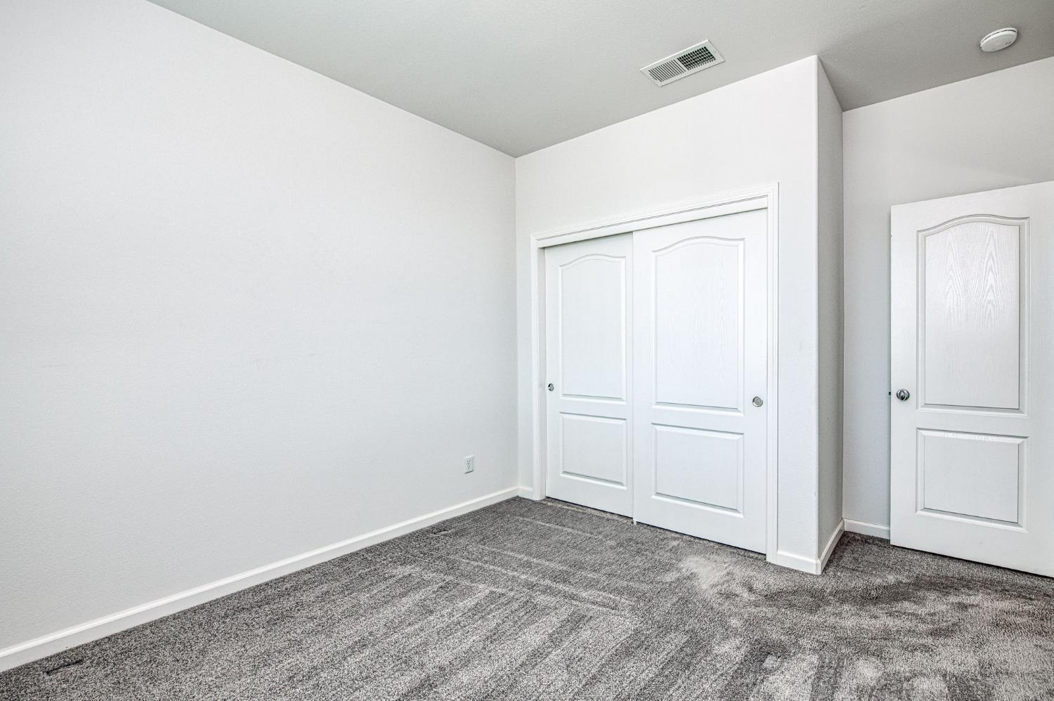 3043 Cirque Ln, Clovis, CA 93619