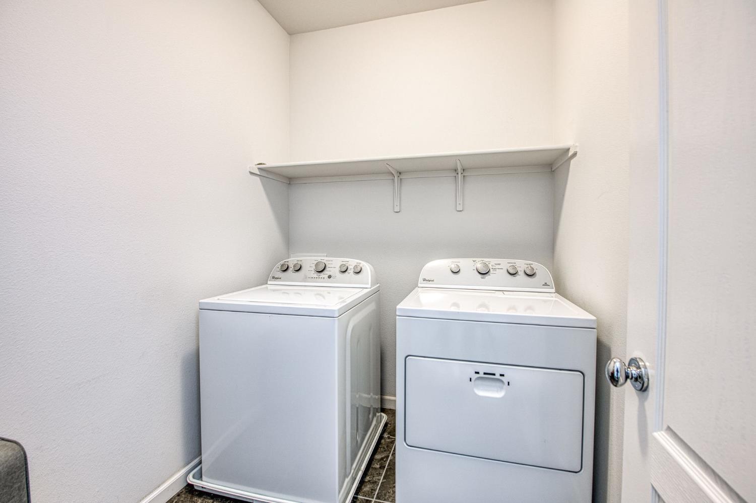 3043 Cirque Ln, Clovis, CA 93619