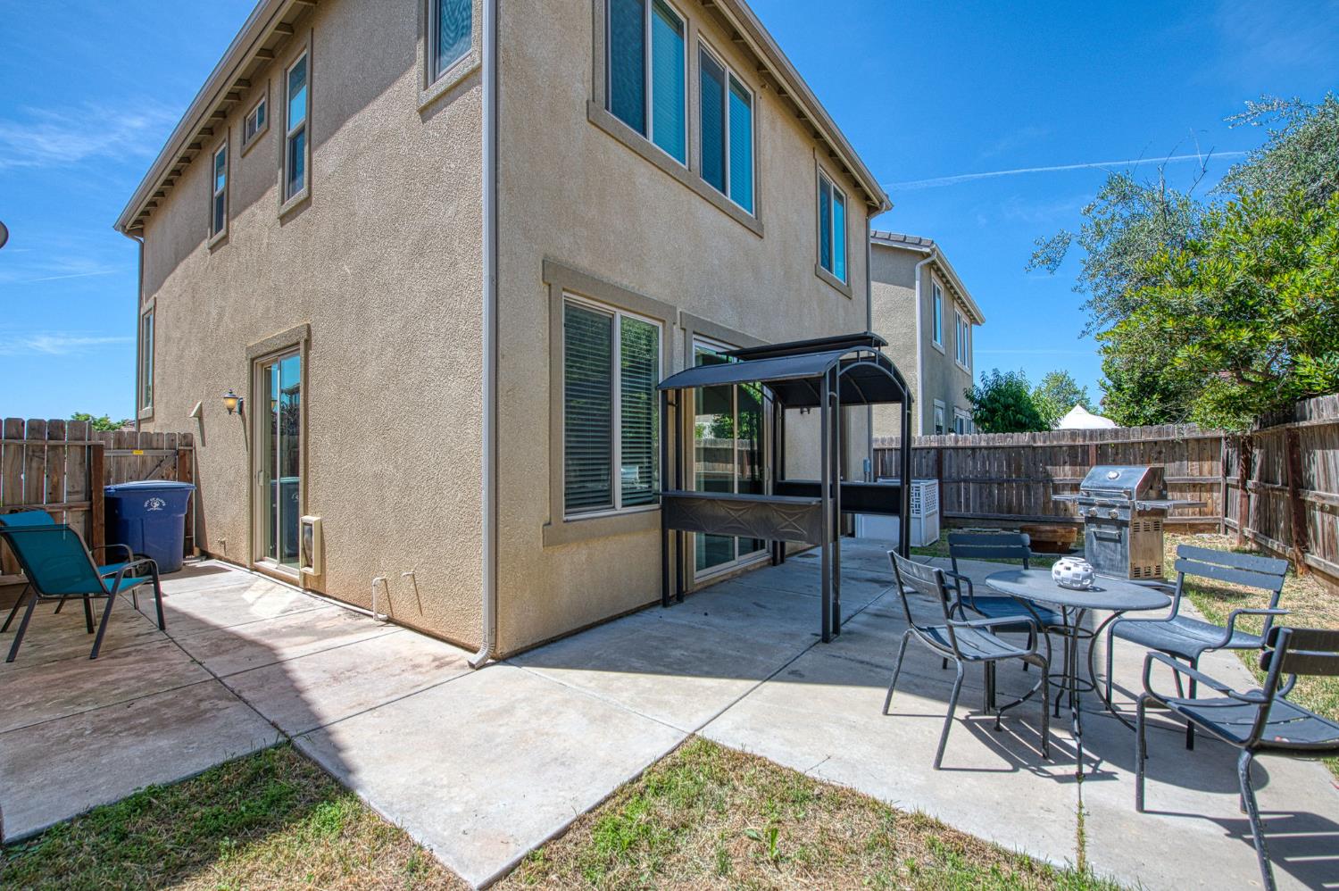 3043 Cirque Ln, Clovis, CA 93619