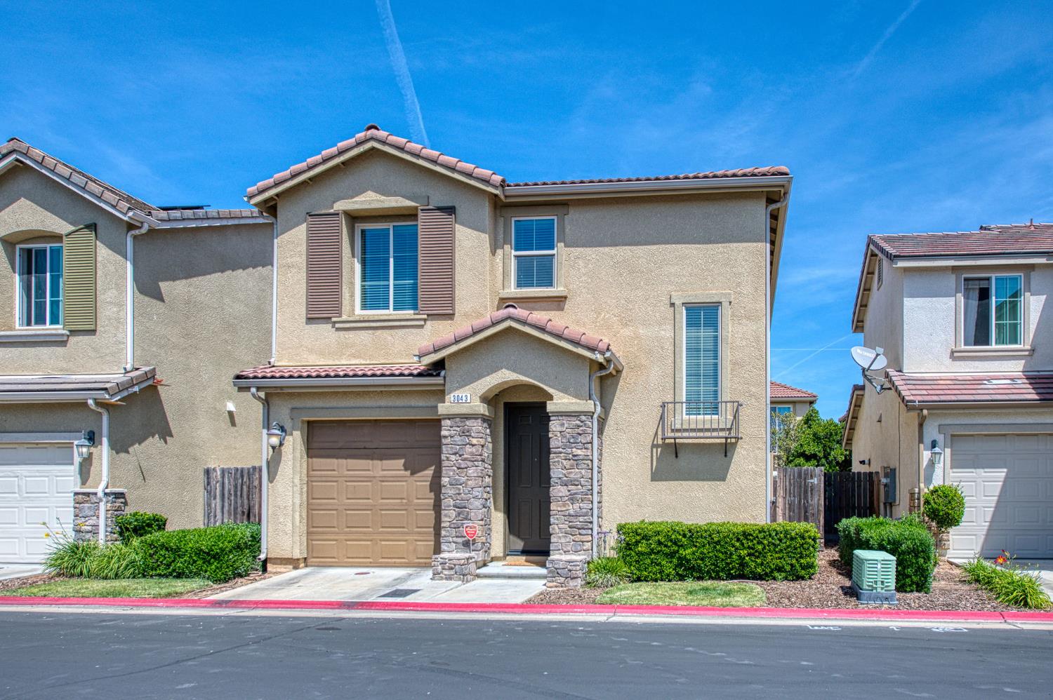 3043 Cirque Ln, Clovis, CA 93619