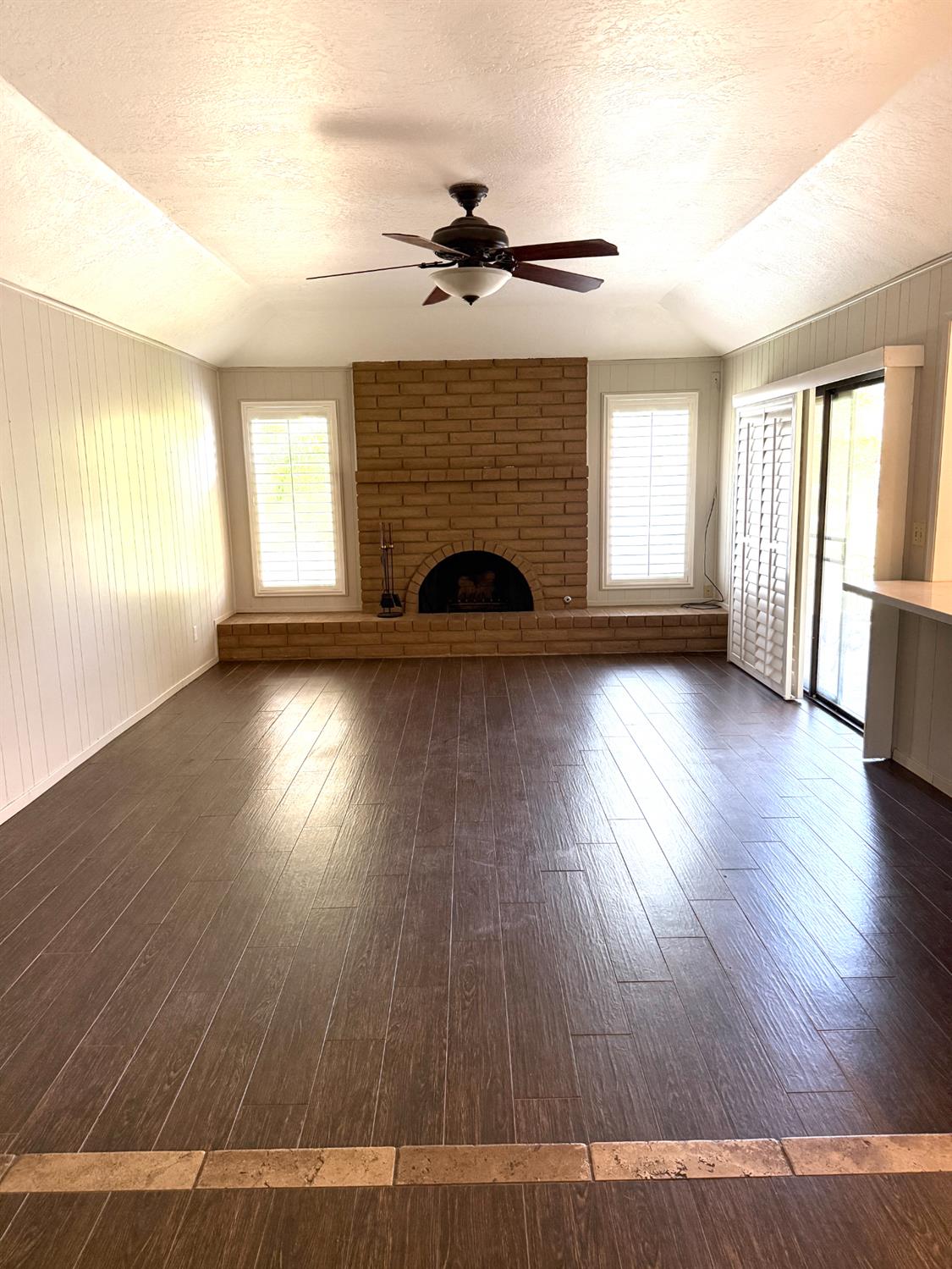 318 E Lisa Ave, Fresno, CA 93720