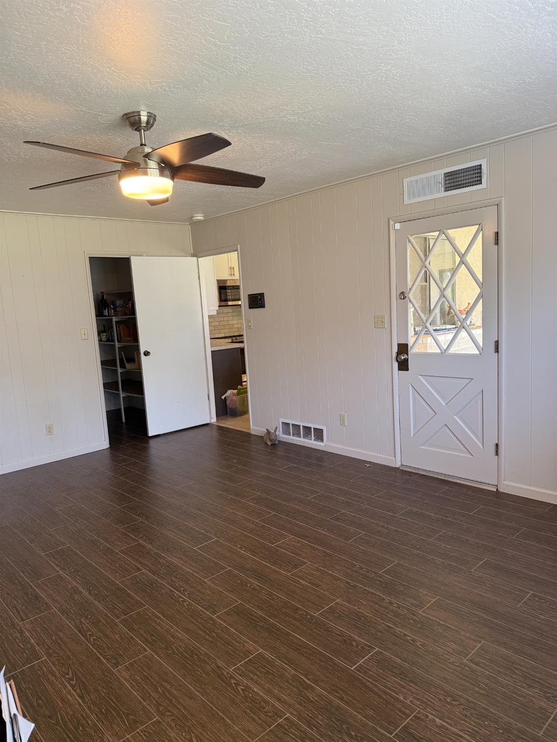 318 E Lisa Ave, Fresno, CA 93720