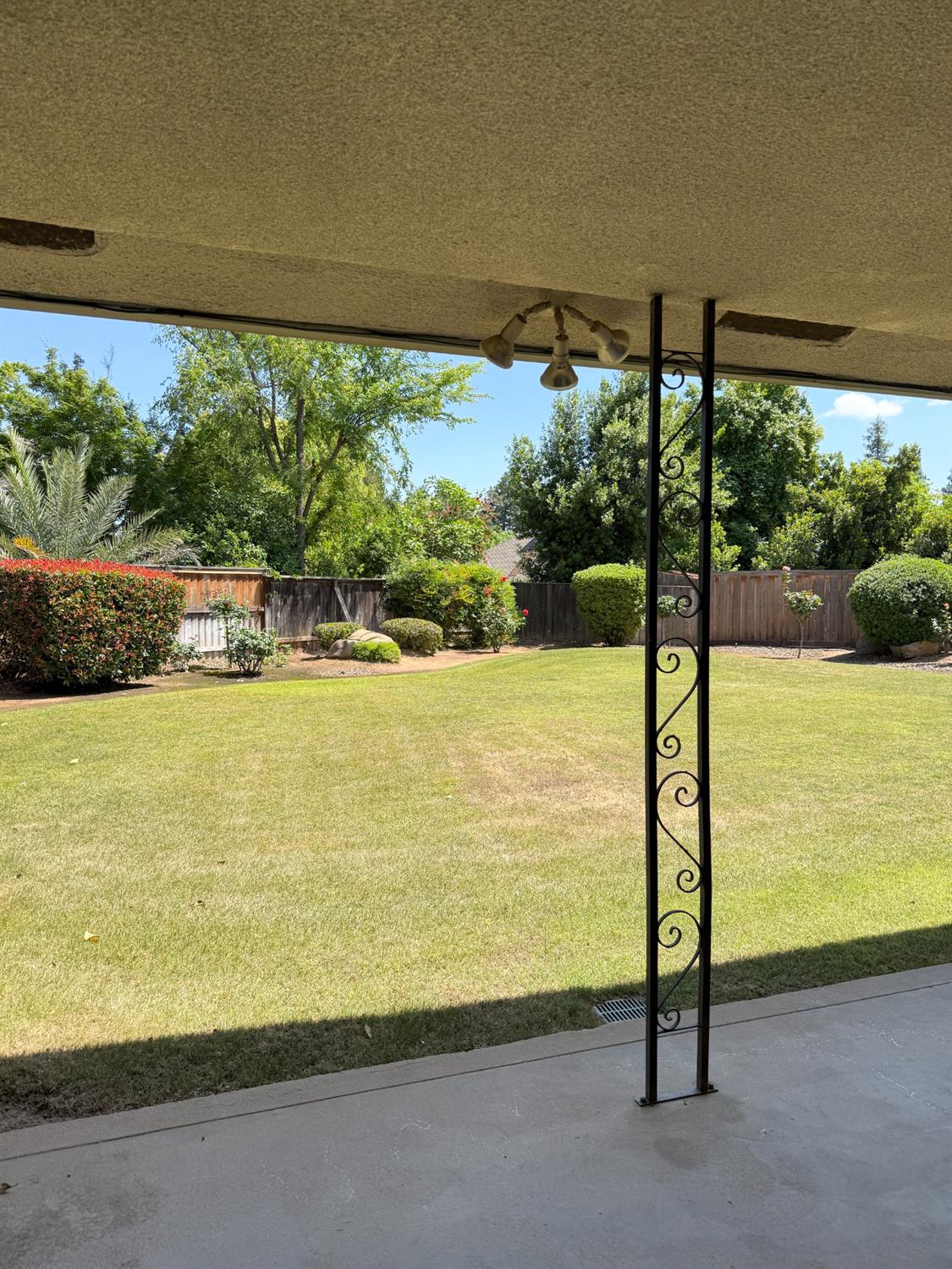 318 E Lisa Ave, Fresno, CA 93720