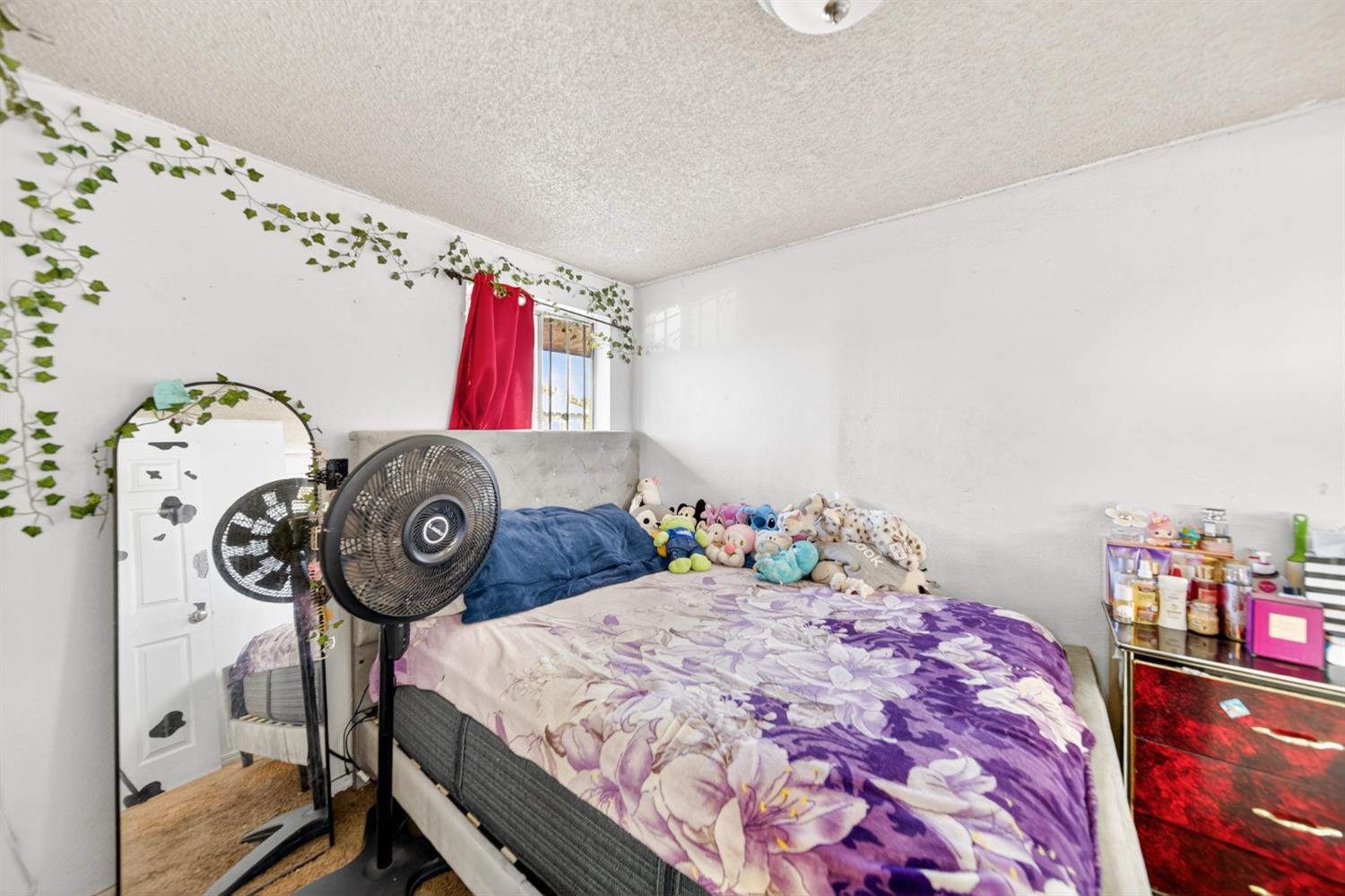 2522 E Grant Ave, Fresno, CA 93701