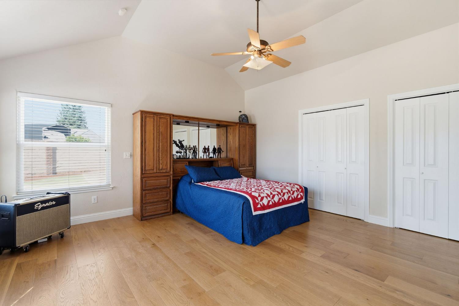 1995 Bergren Ct, Kingsburg, CA 93631