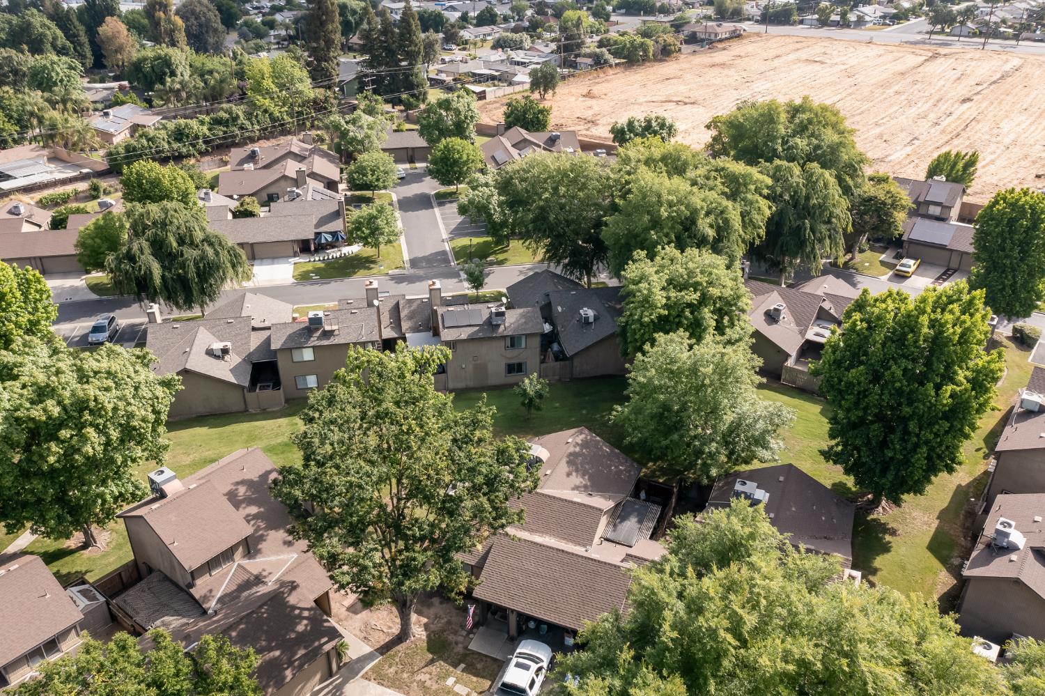 2554 E Tulare Ave, Visalia, CA 93292