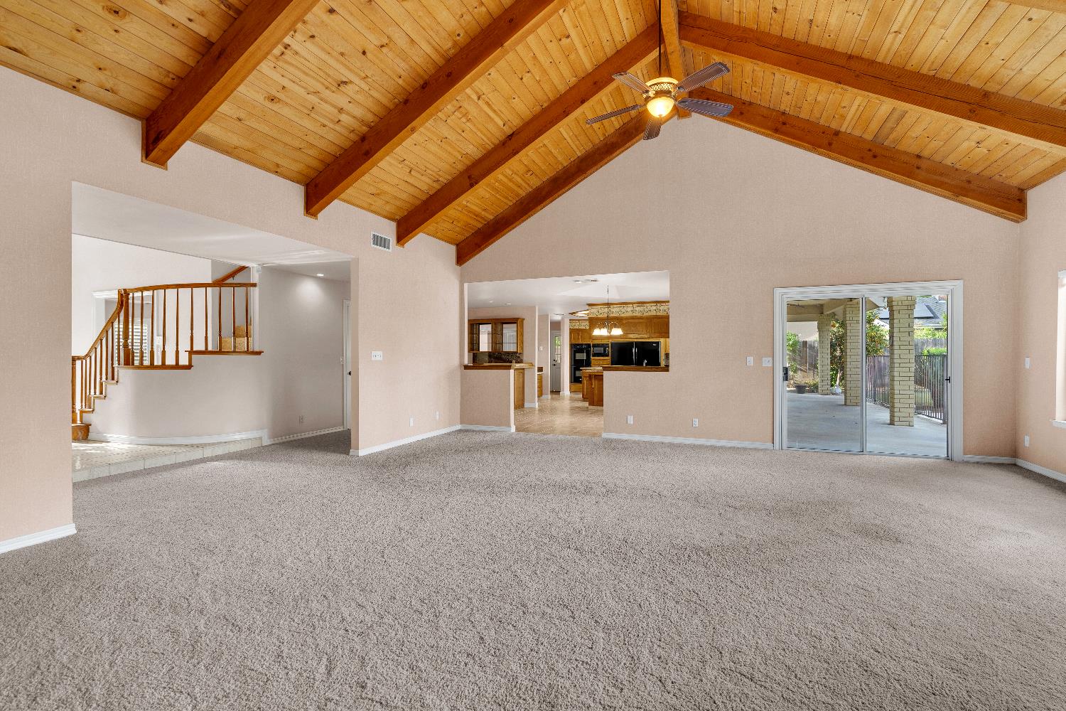 6518 N Dolores, Fresno, CA 93711