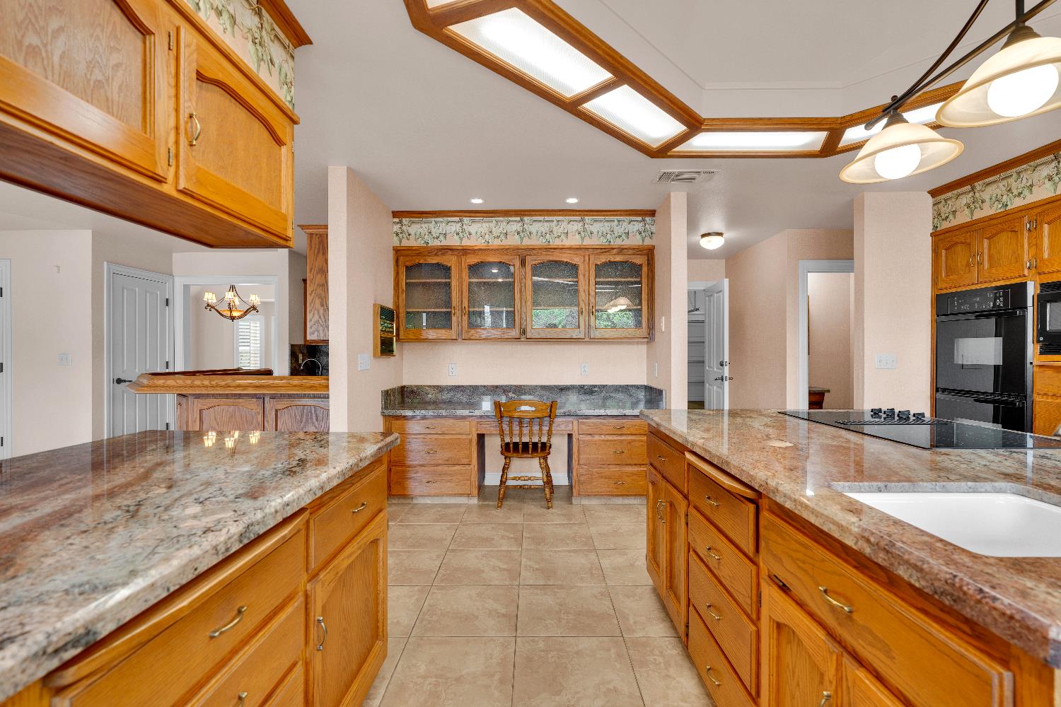 6518 N Dolores, Fresno, CA 93711