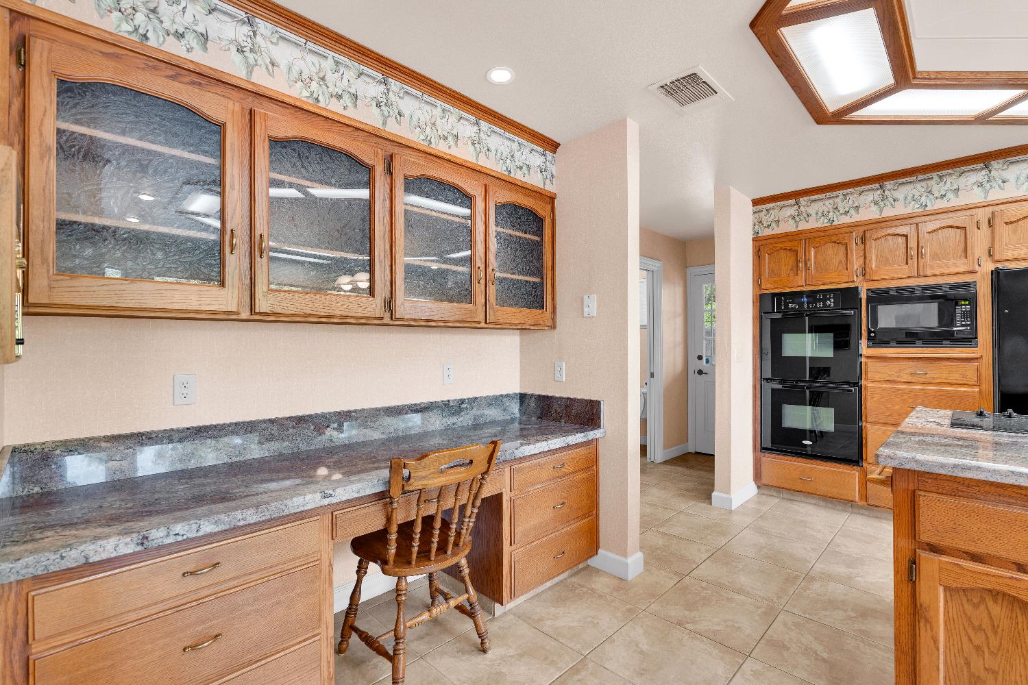 6518 N Dolores, Fresno, CA 93711