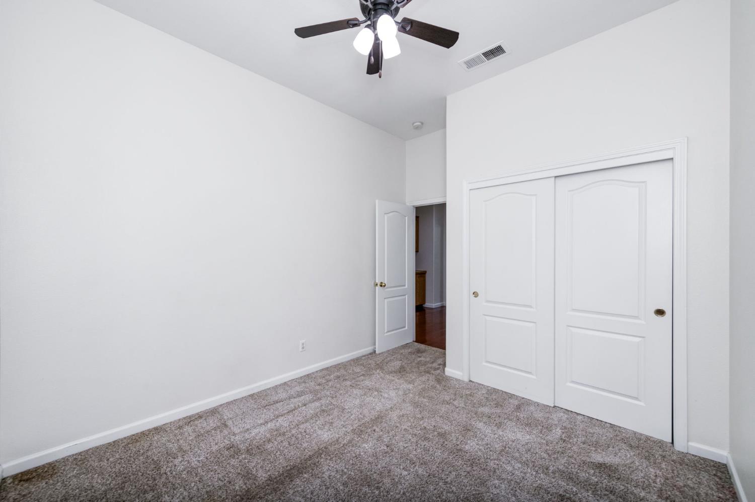 10374 N Sierra Vista Ave, Fresno, CA 93730