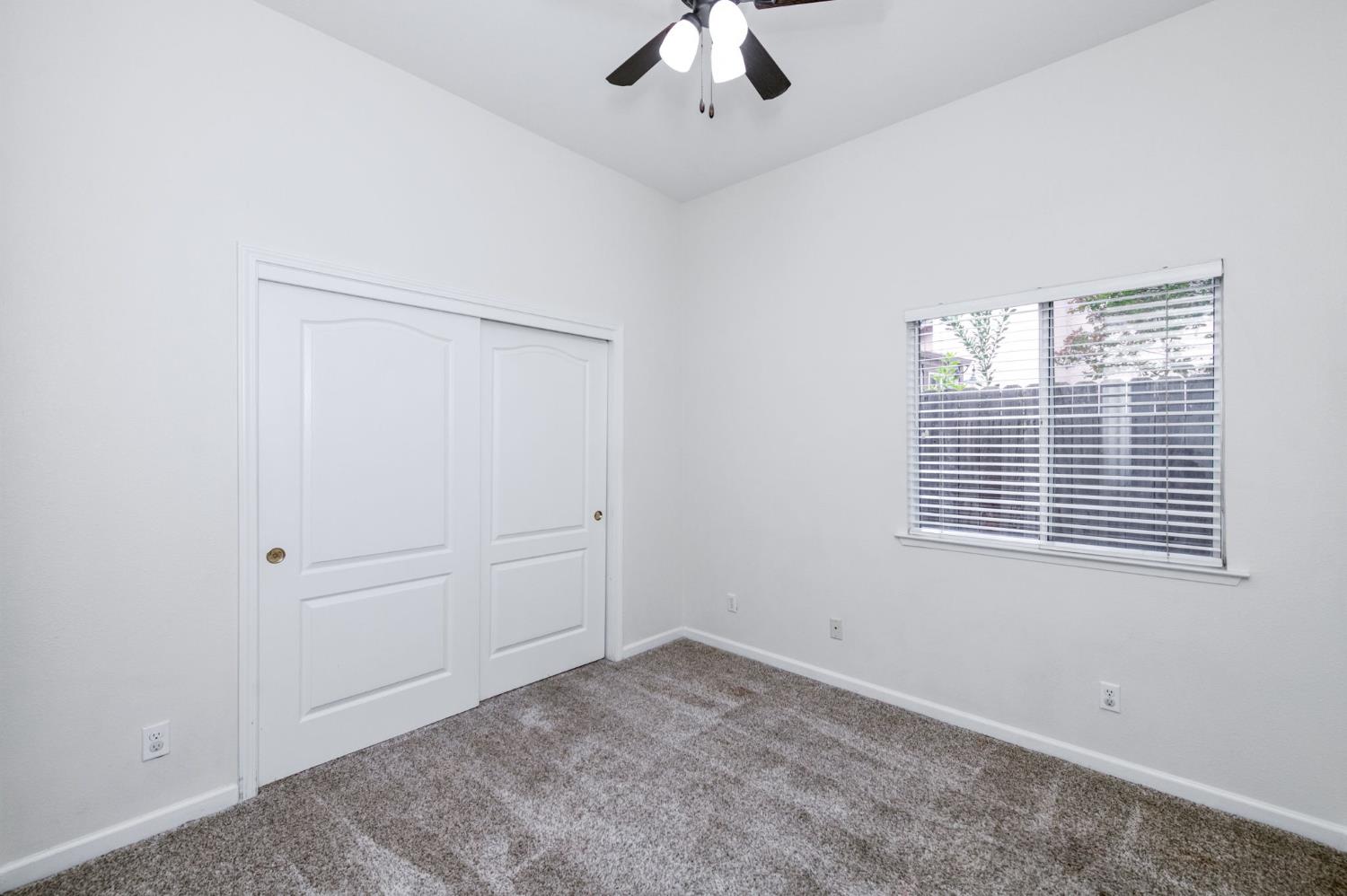 10374 N Sierra Vista Ave, Fresno, CA 93730