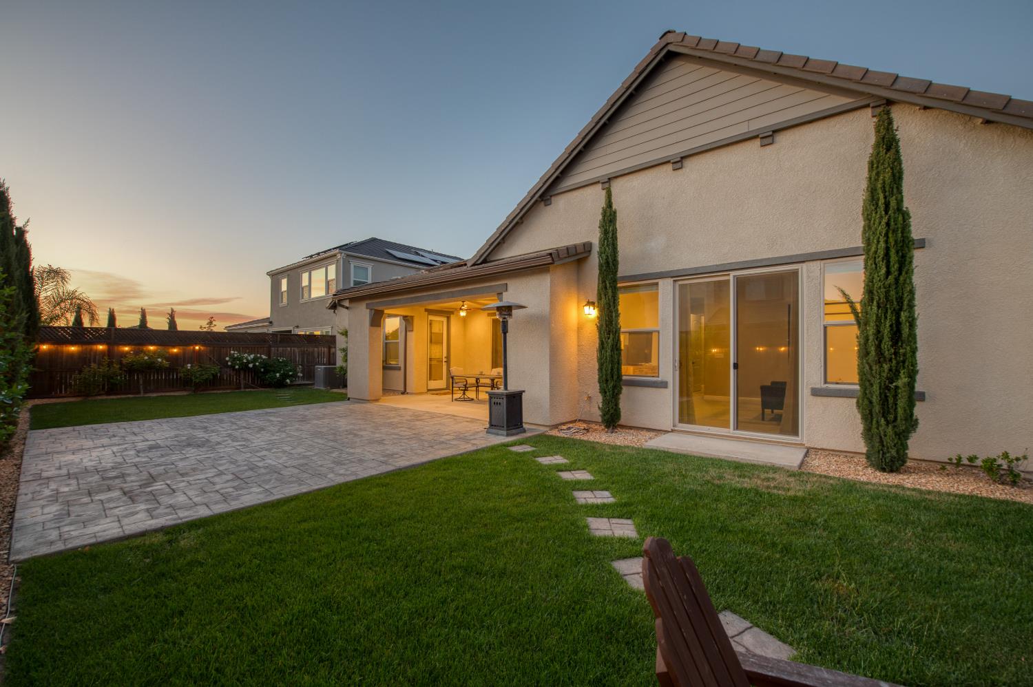 598 Crescent Ln, Madera, CA 93636
