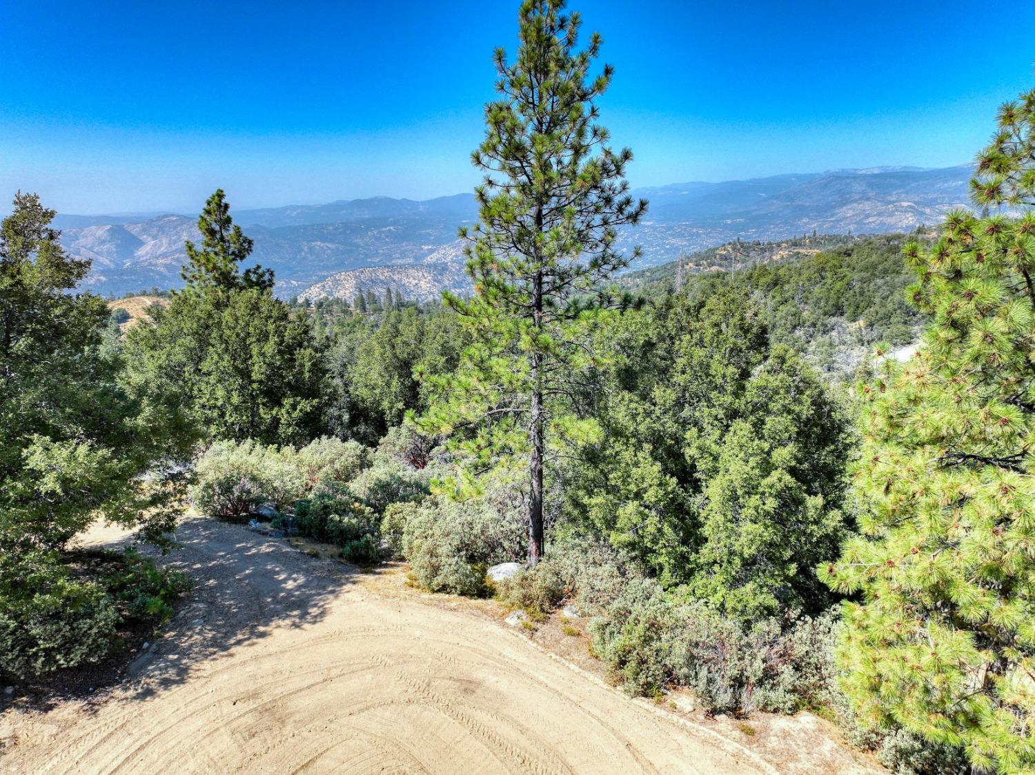 41500 Auberry Rd, Auberry, CA 93602