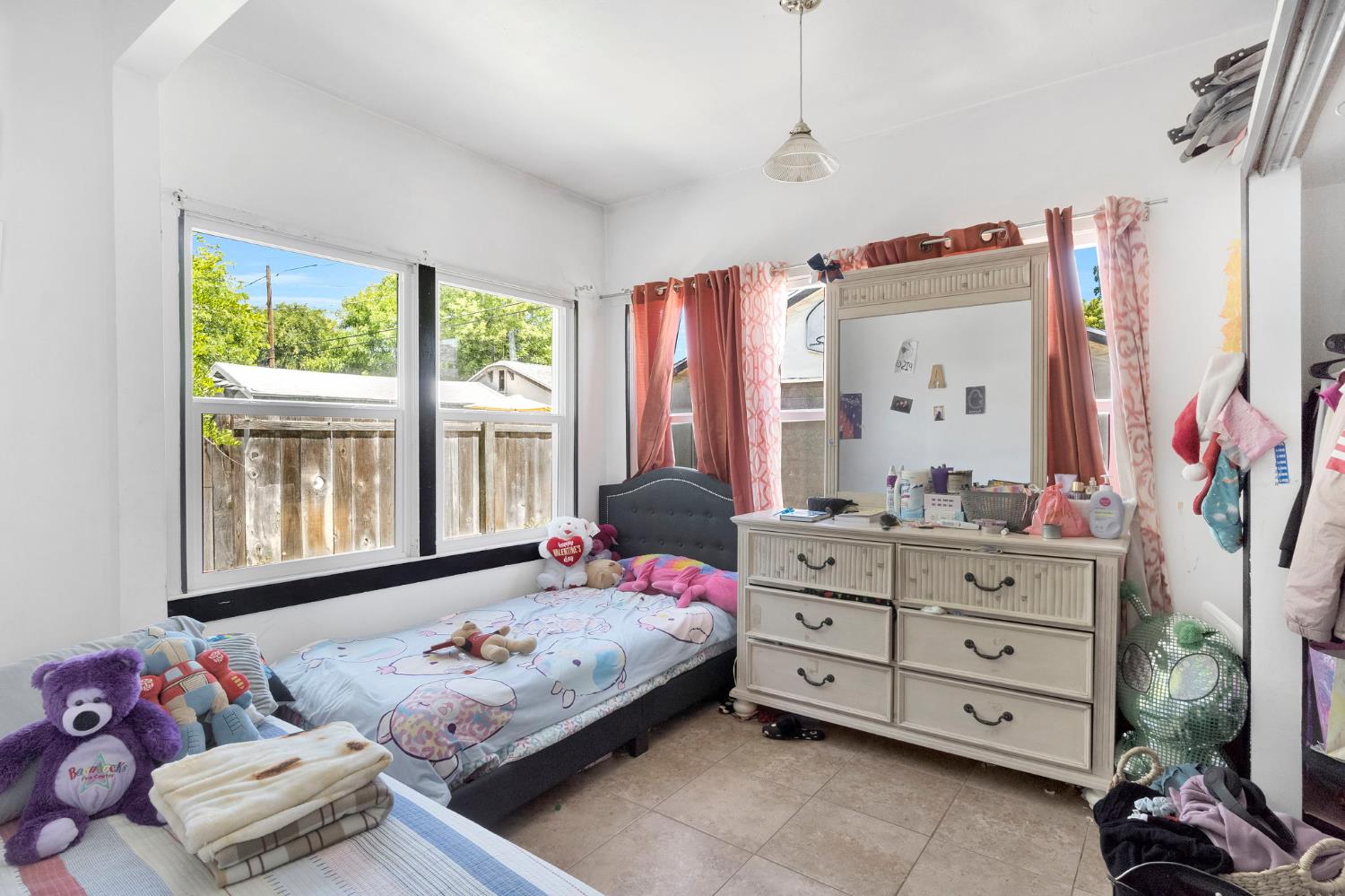 1538 N Wilson Ave, Fresno, CA 93728