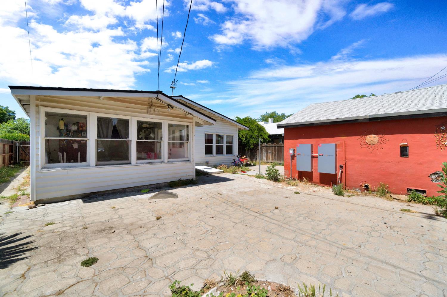 1538 N Wilson Ave, Fresno, CA 93728