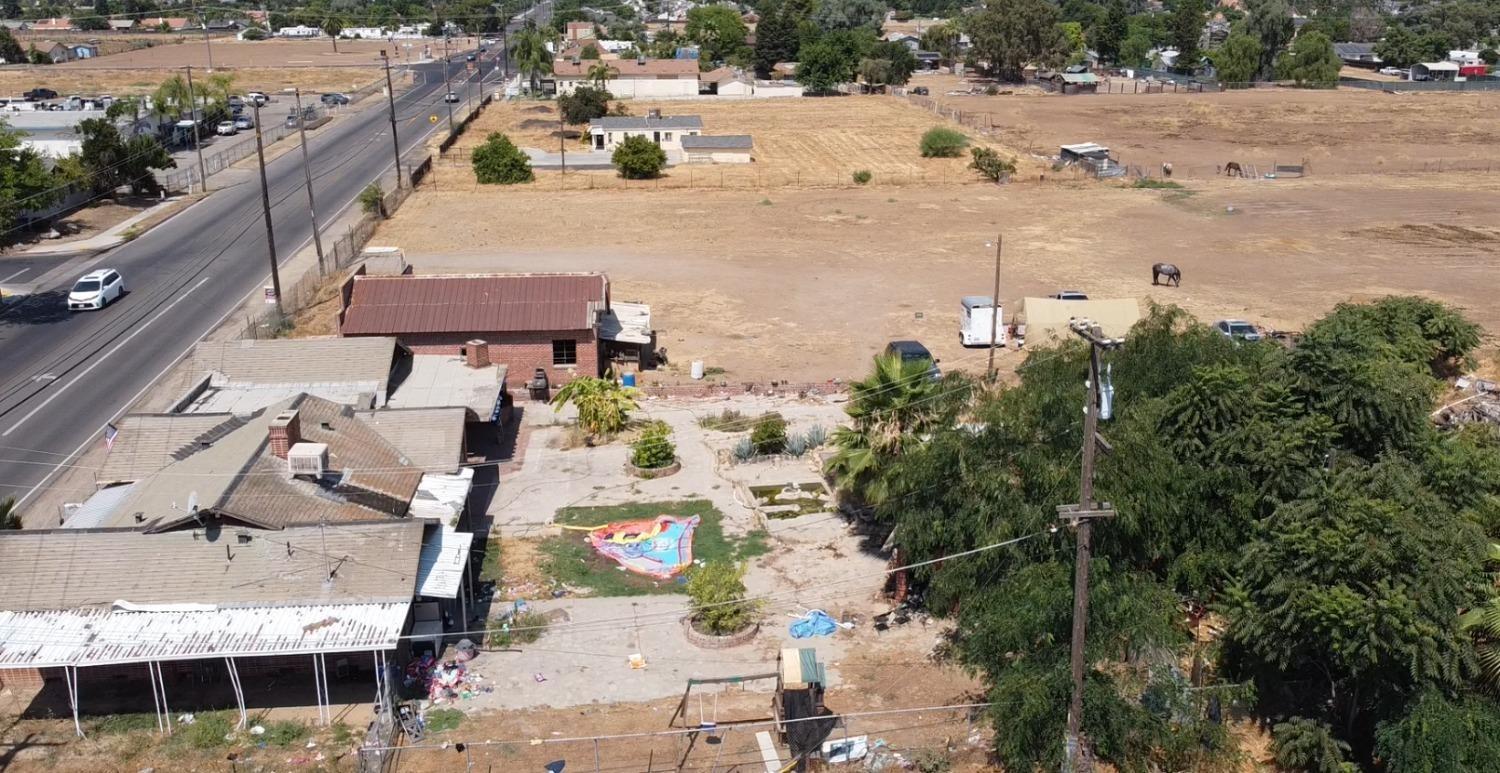 3256 W clinton, Fresno, CA 93722