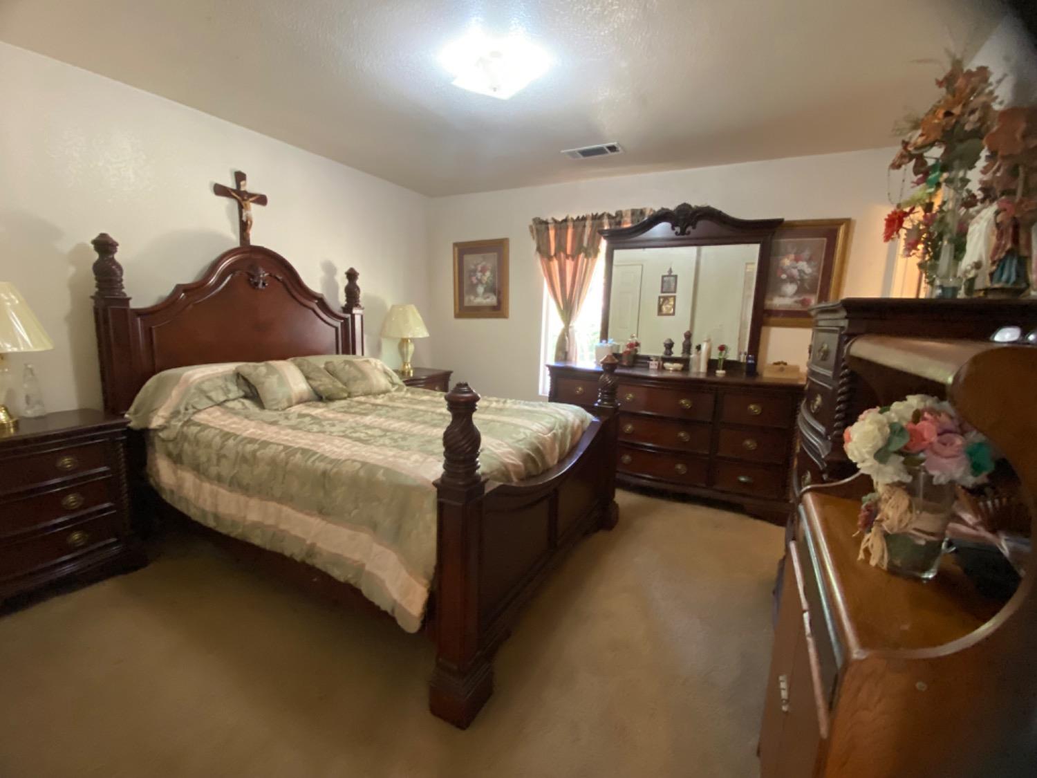 13200 Ave. 414, Orosi, CA 93647