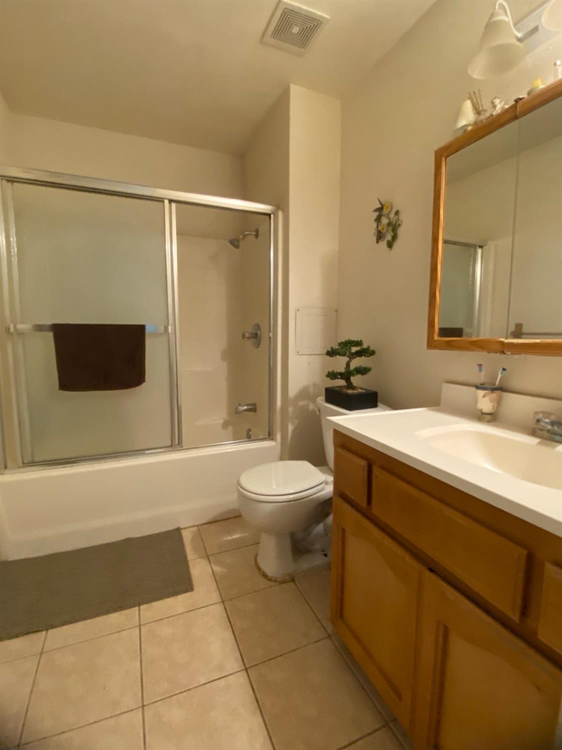 13200 Ave. 414, Orosi, CA 93647