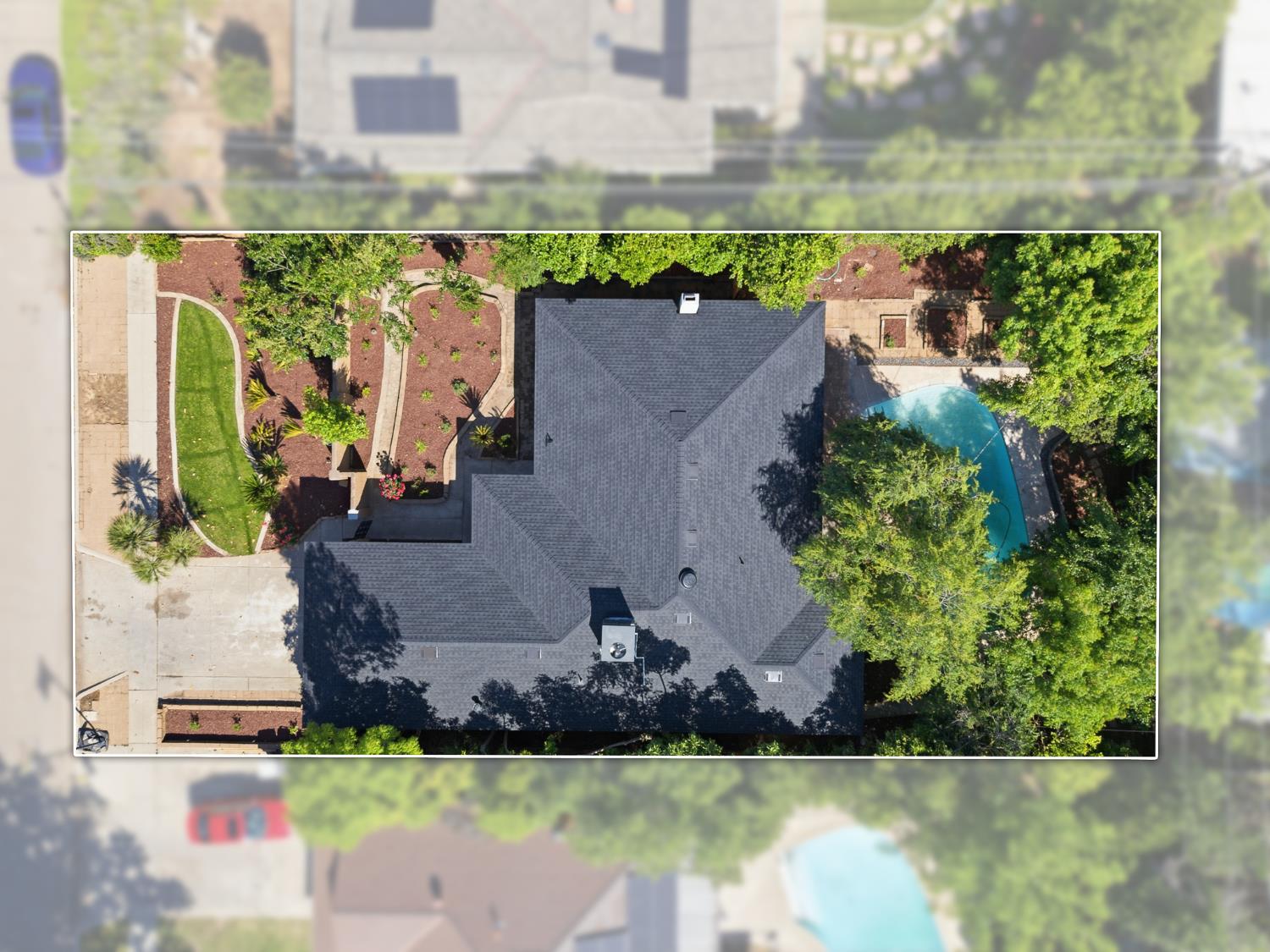 1295 E Almendra Dr, Fresno, CA 93710