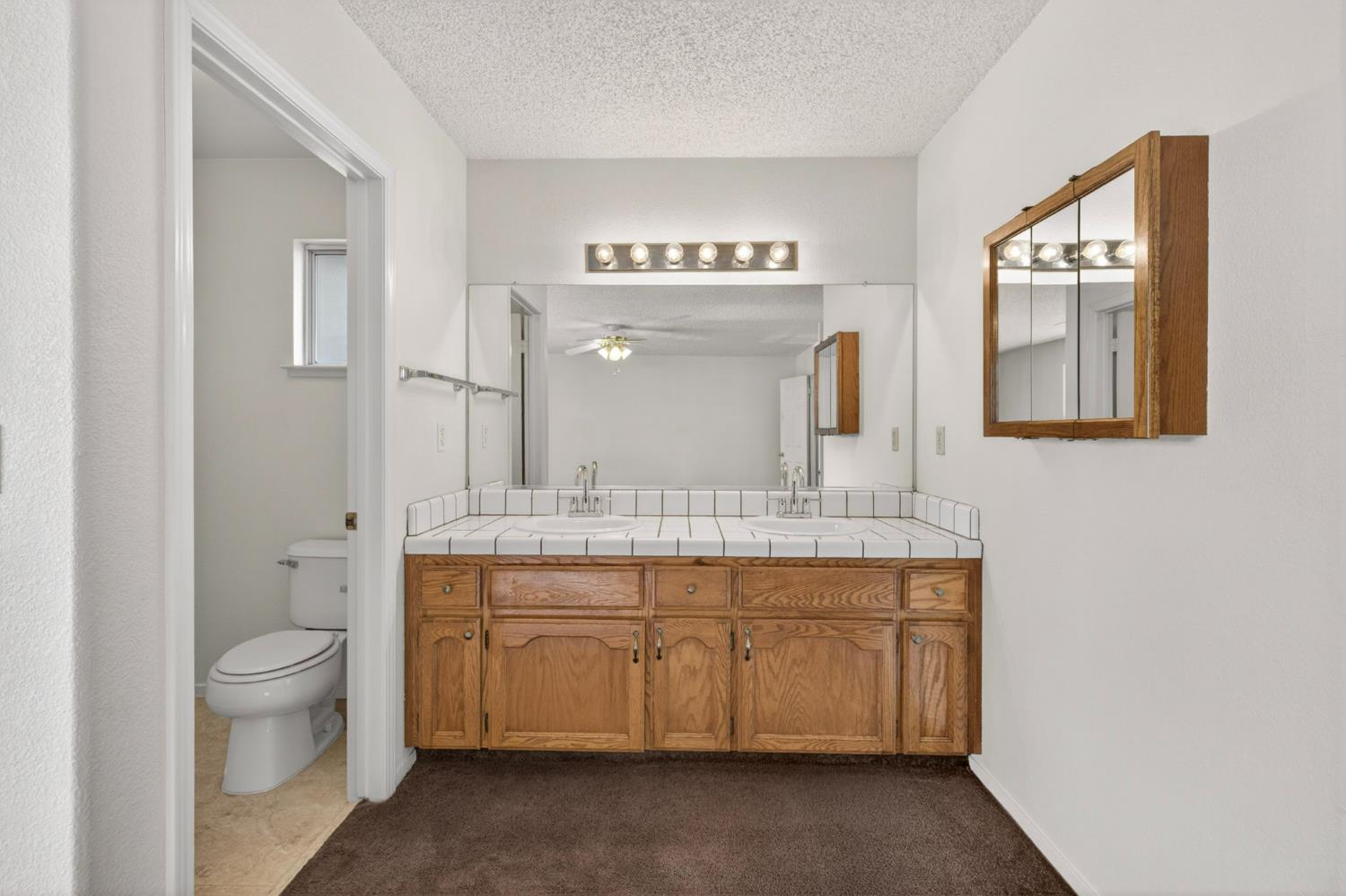 3392 N Forestiere Ave, Fresno, CA 93722
