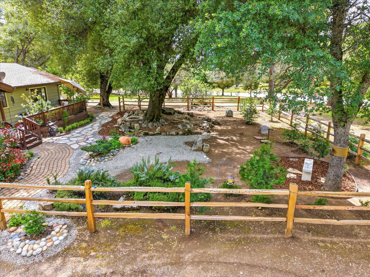 51660 Quail Run Dr, Oakhurst, CA 93644