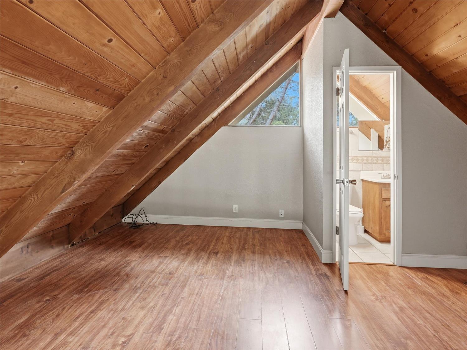 51660 Quail Run Dr, Oakhurst, CA 93644