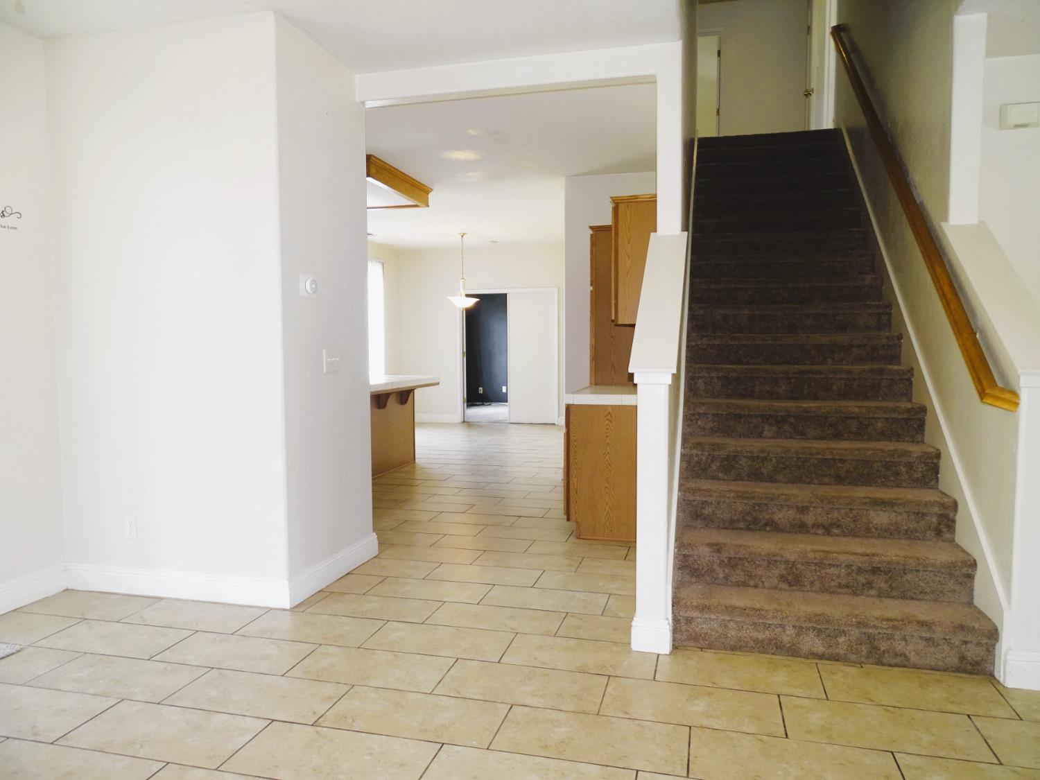 1325 S Bailey, Fresno, CA 93727